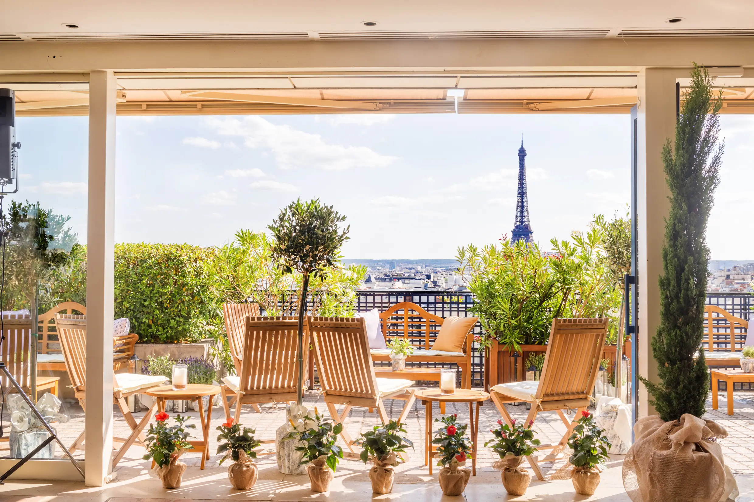 La TERRRASSE DES CHAMPS ELYSEES