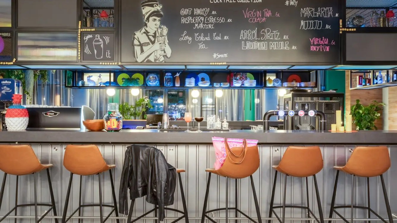 Moxy Paris Val d'Europe 10