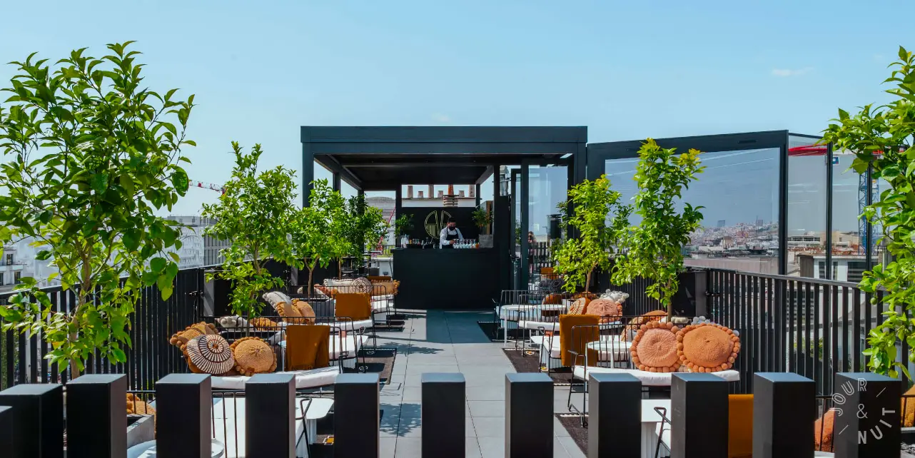 La TERRASSE GEORGE V 2