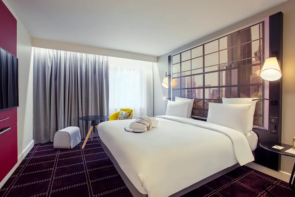 Mercure Paris La Defense Grande Arche 9