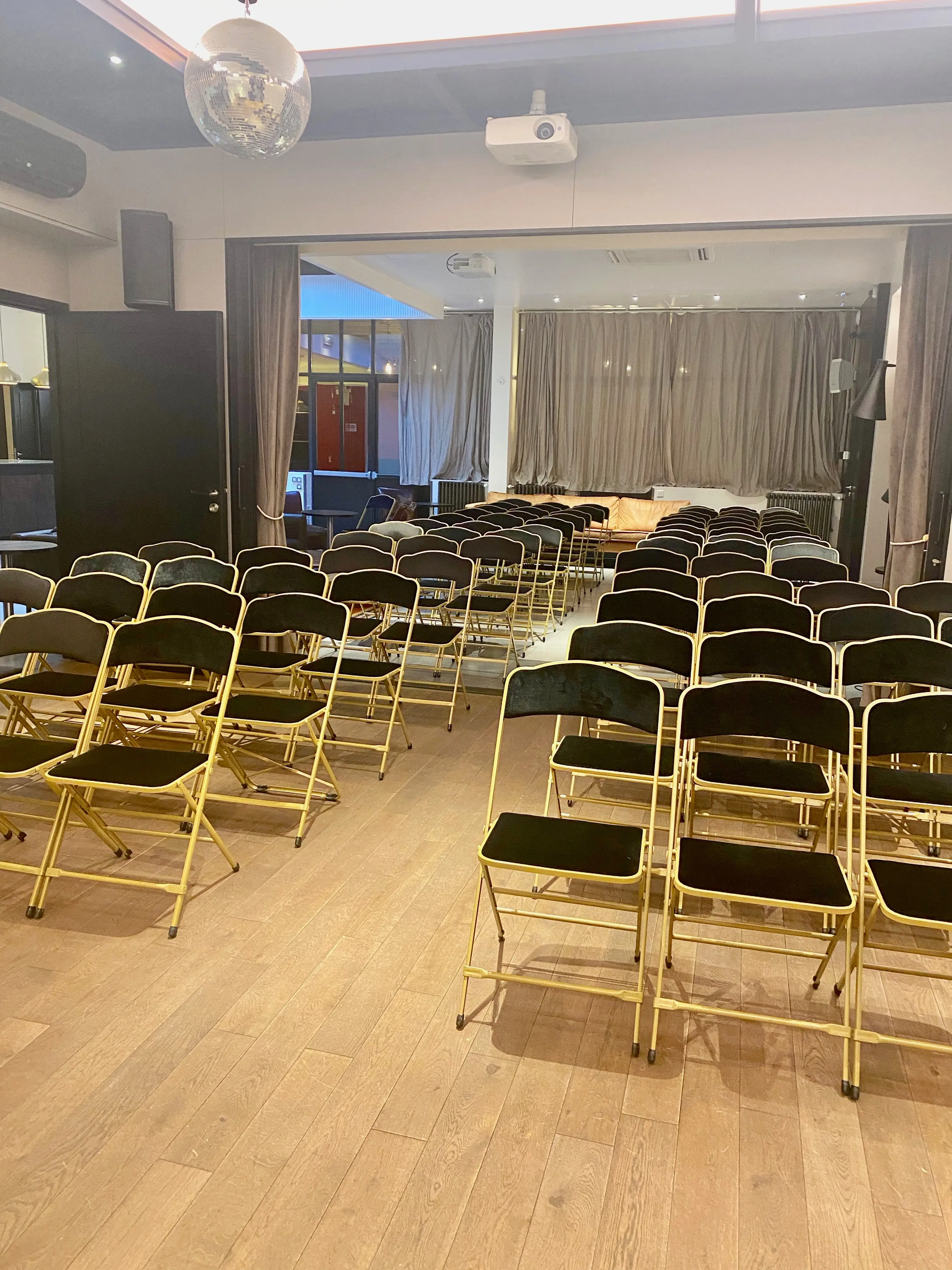 LE LOFT 6