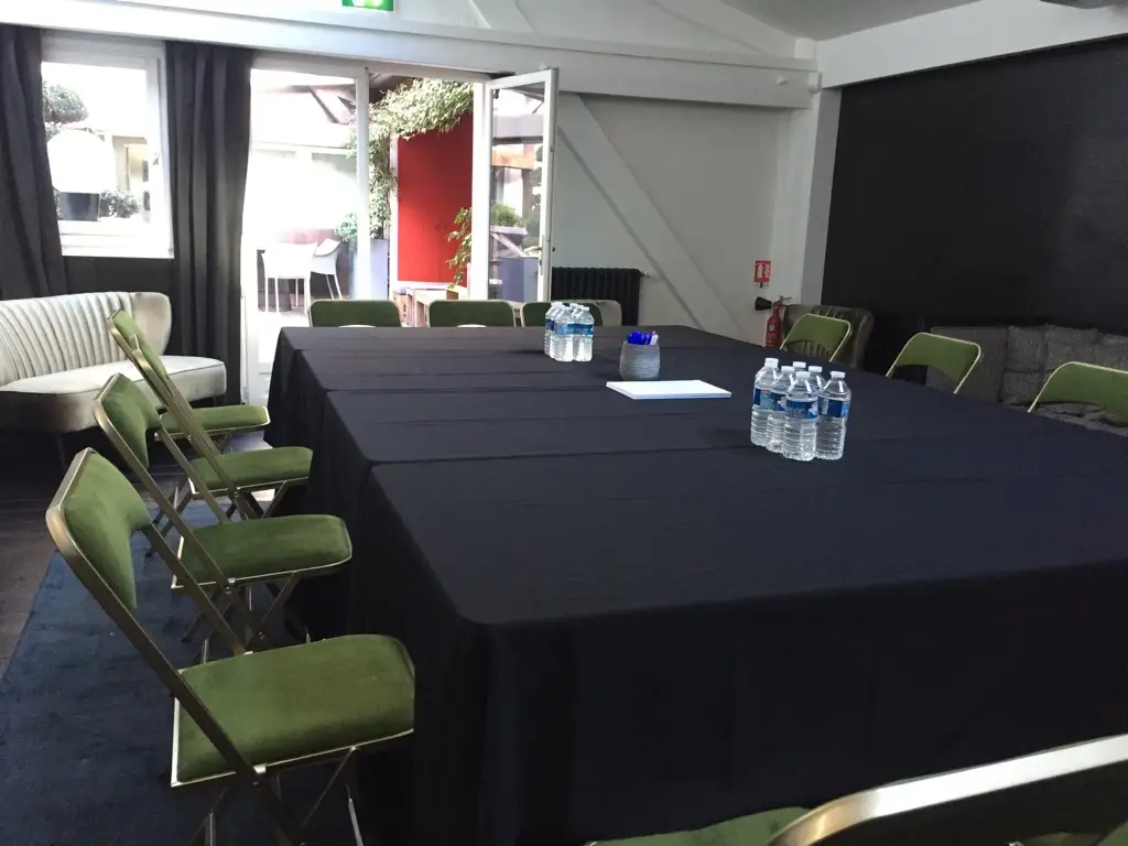 LE LOFT 12