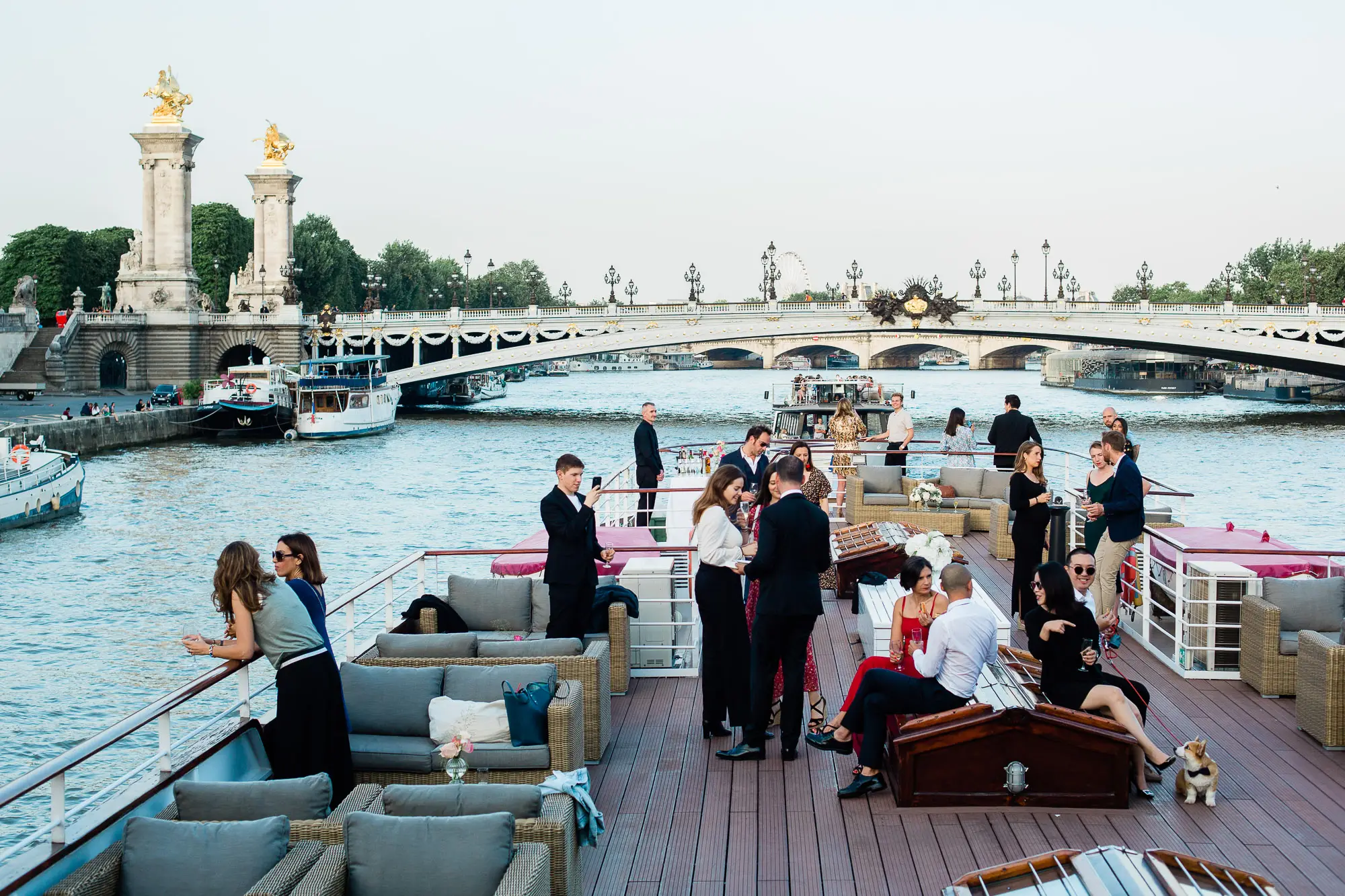 Yachts de Paris - Quai Henri IV 3