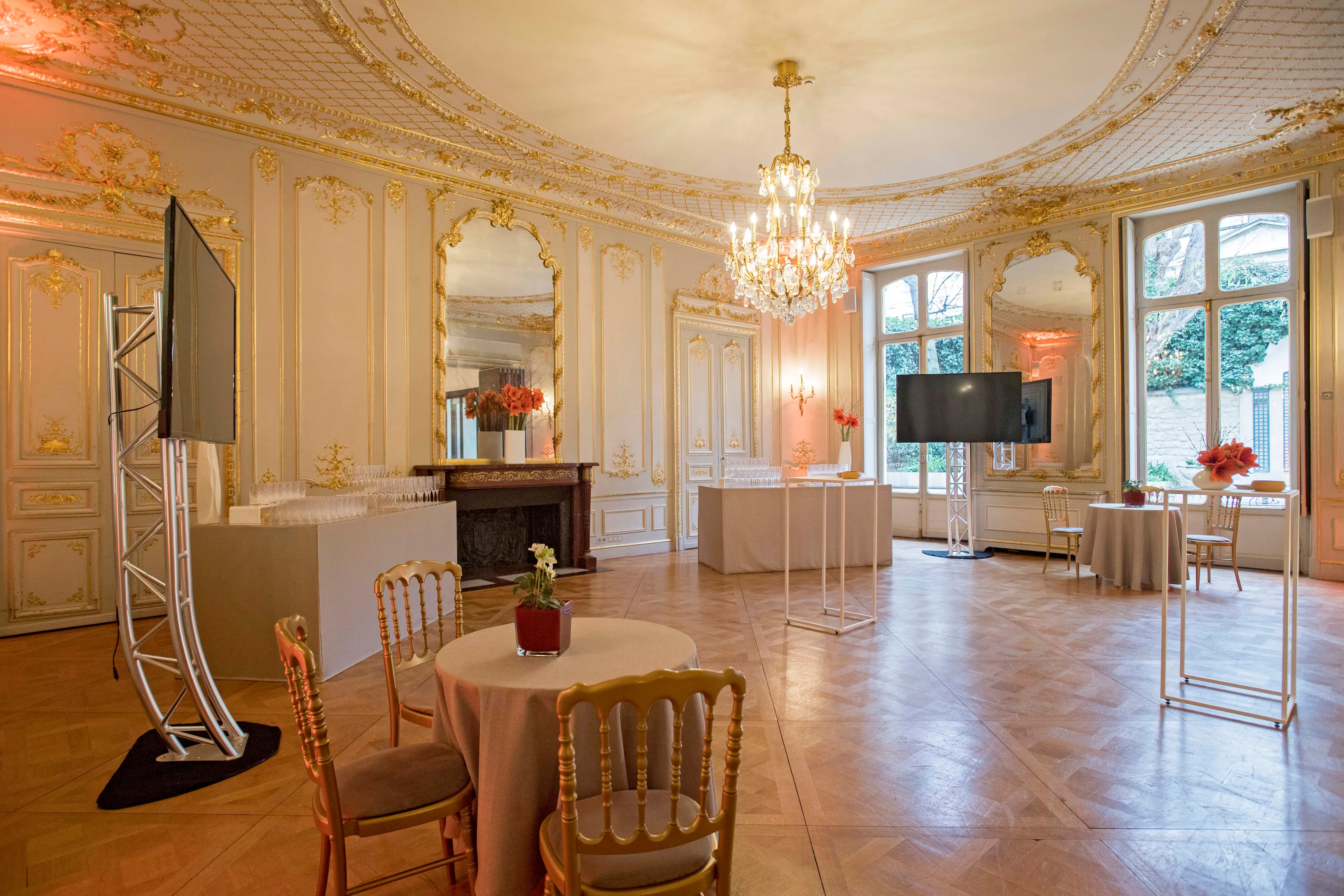 Hôtel de Poulpry, Maison des Polytechniciens 5