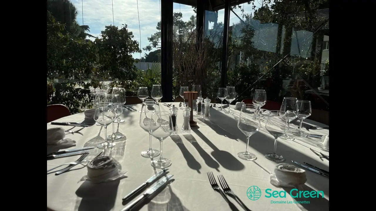 Domaine Hotelier Les Grenettes 53