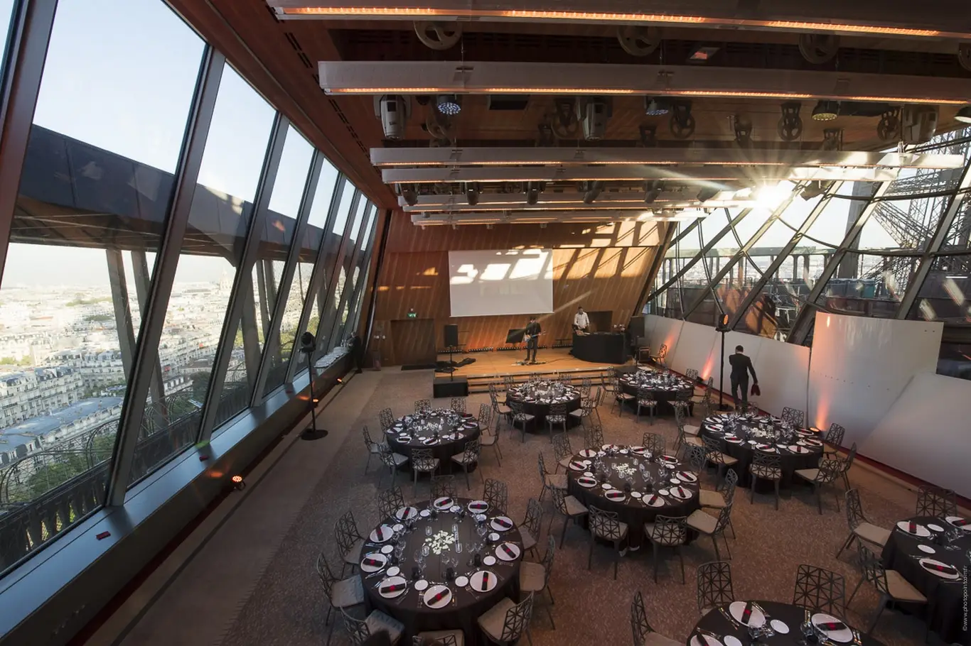 Salle Gustave Eiffel 7