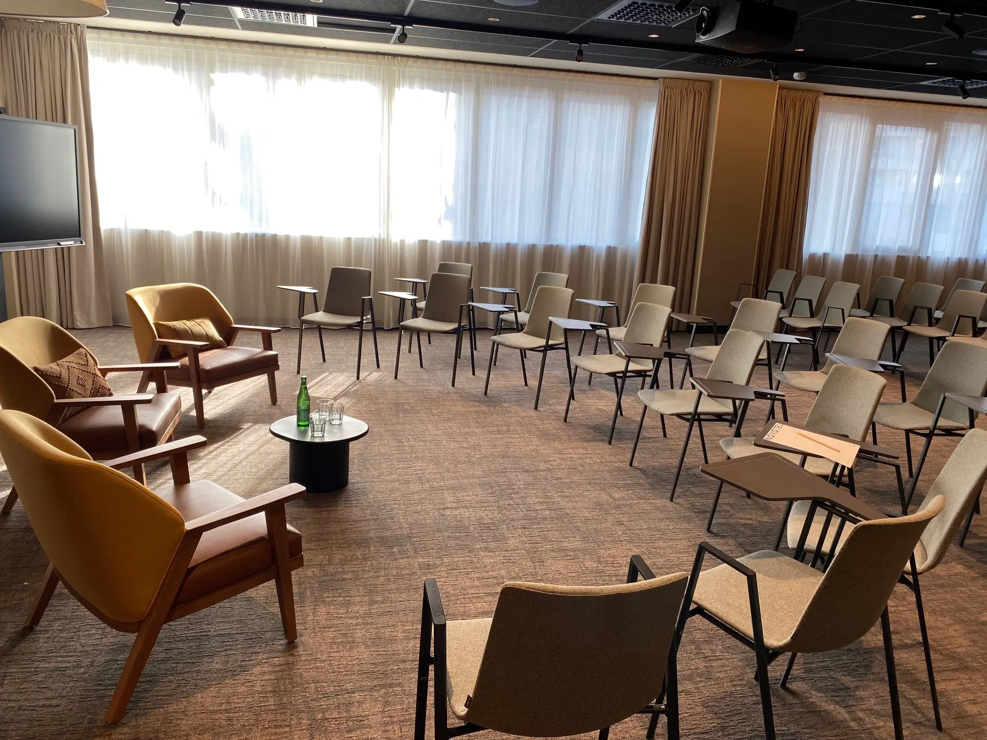 Novotel Paris La Défense Nanterre 8