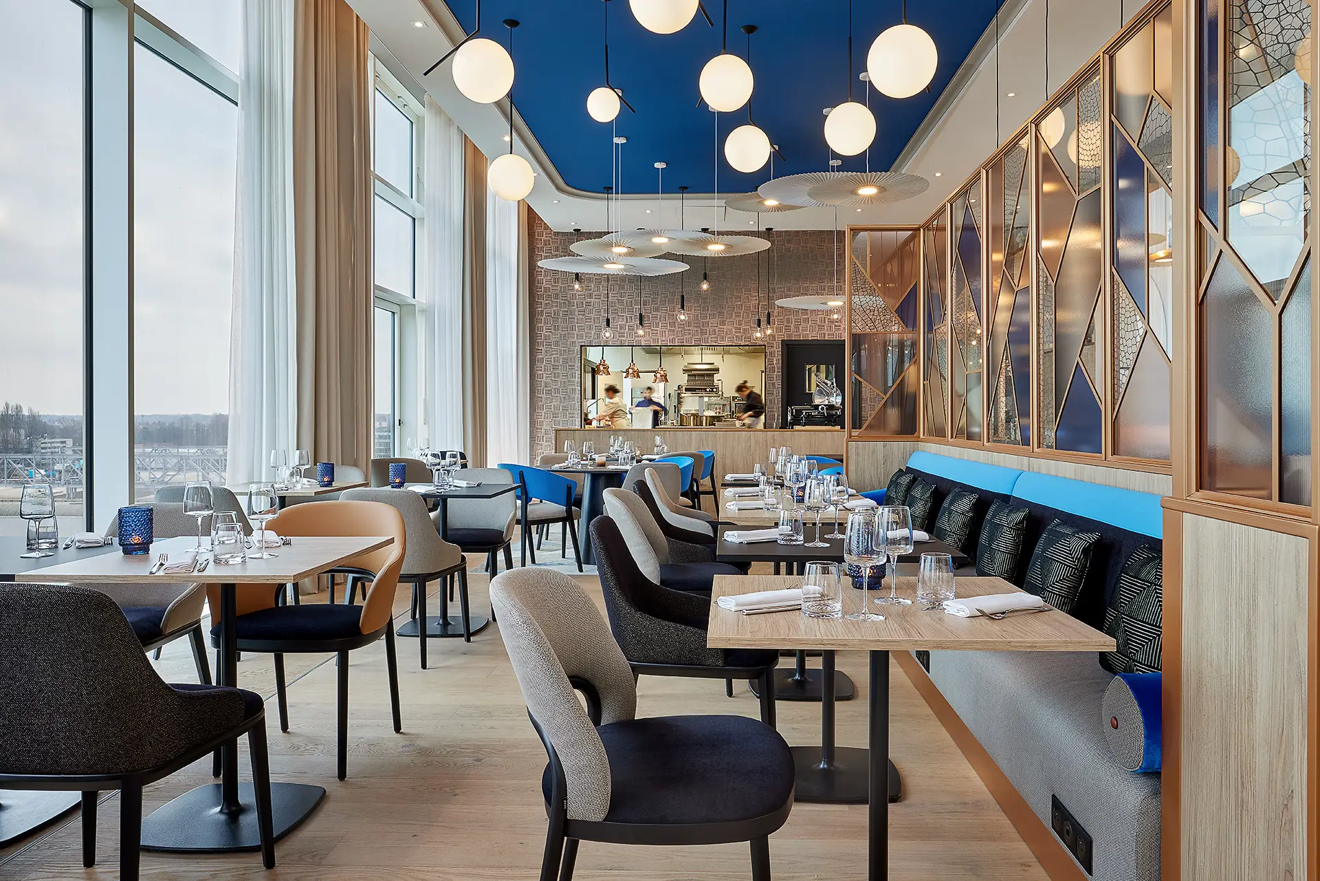 AC Hotel by Marriott Strasbourg 13