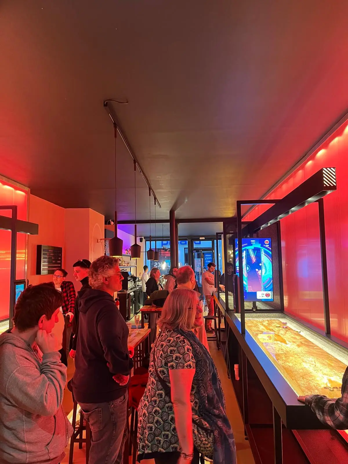 Pucks - Shuffle Bar 26
