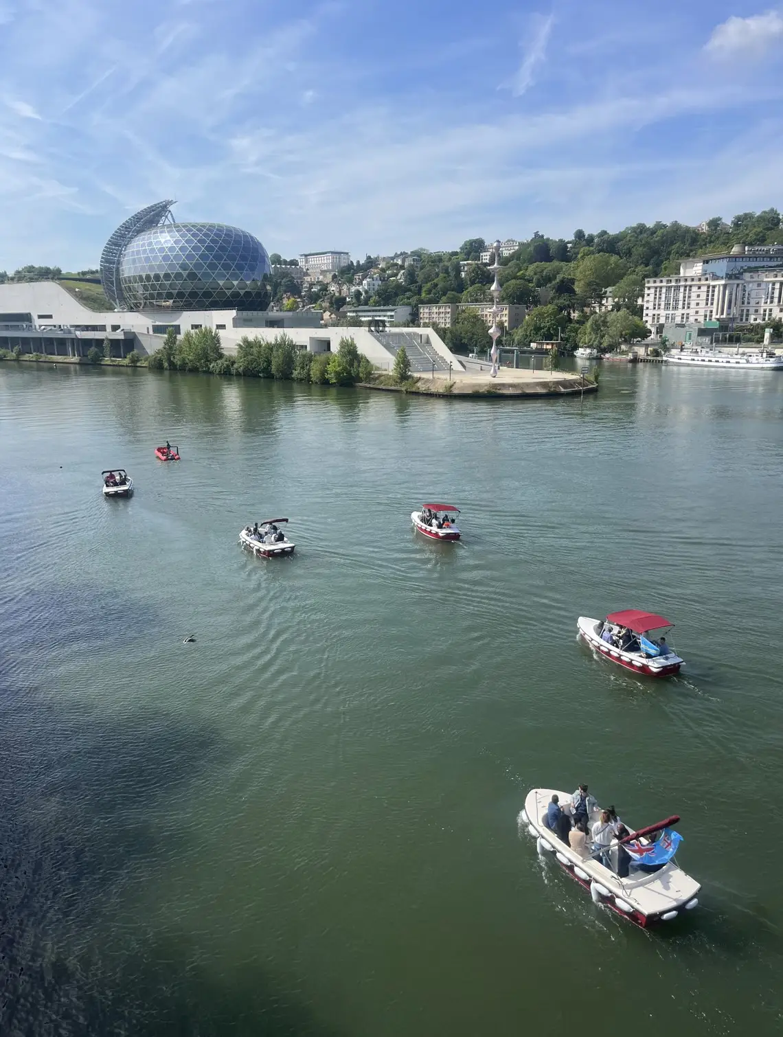 Chasse au trésor en bateau électrique sans permis à Meaux sur la Marne 3