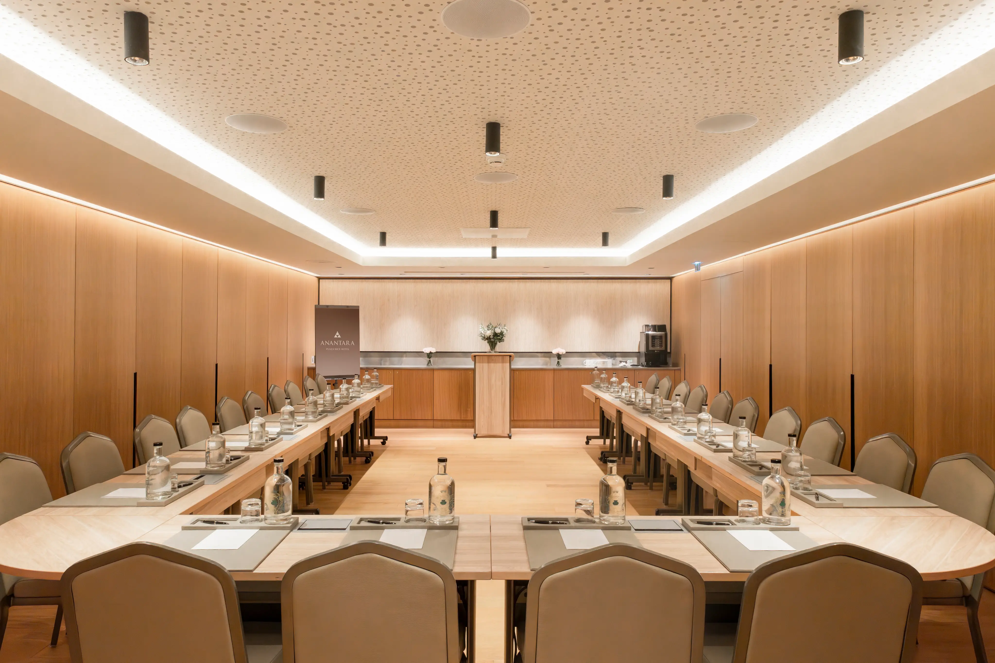 Anantara Plaza Nice Hotel 24