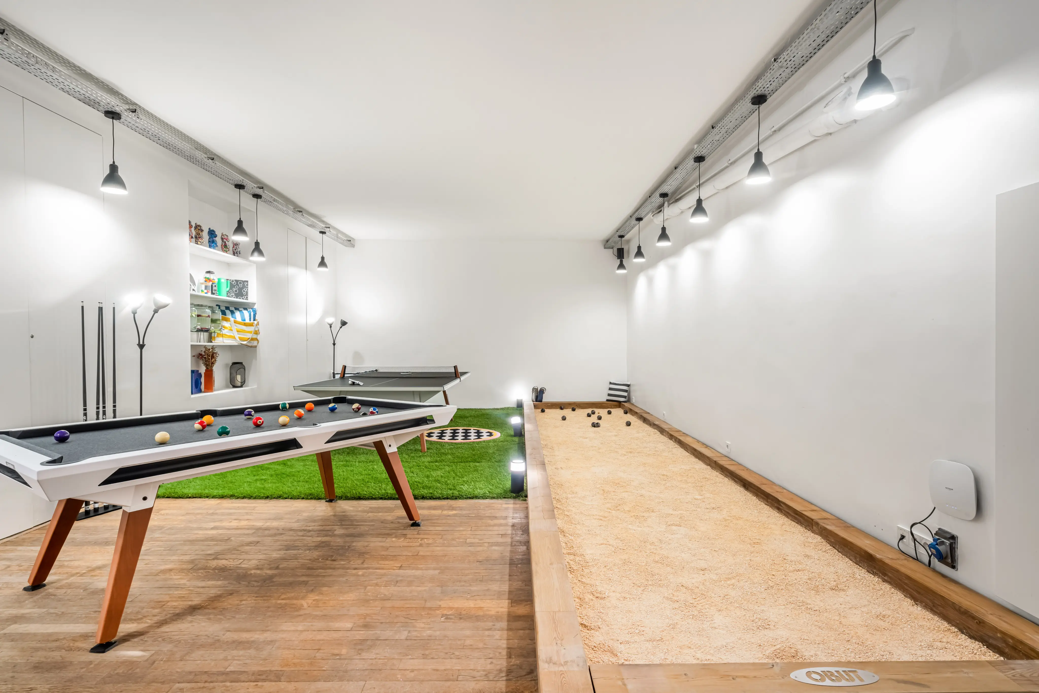 DAYOFF L'Usine 18