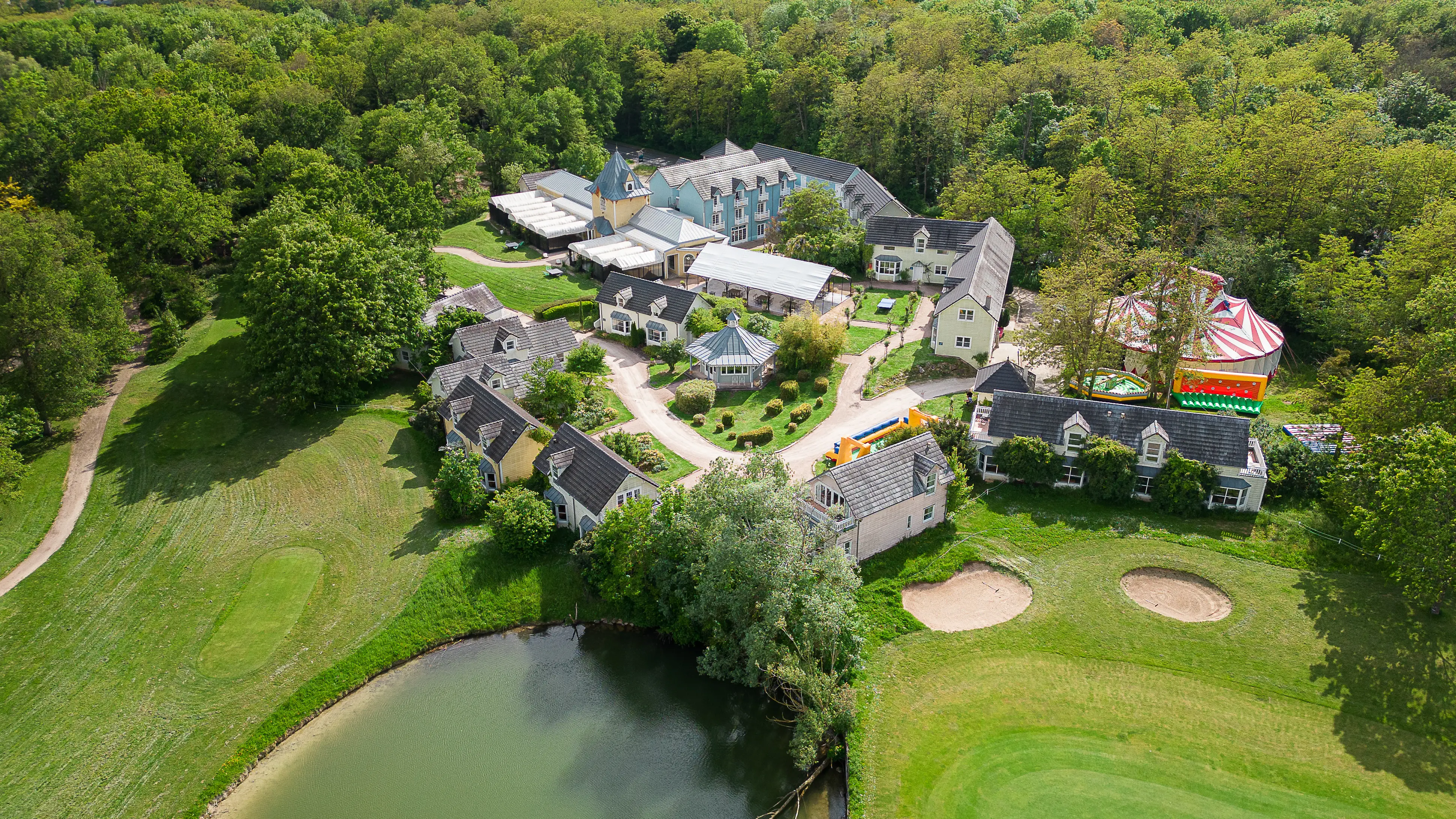 Etiolles Country Club 2