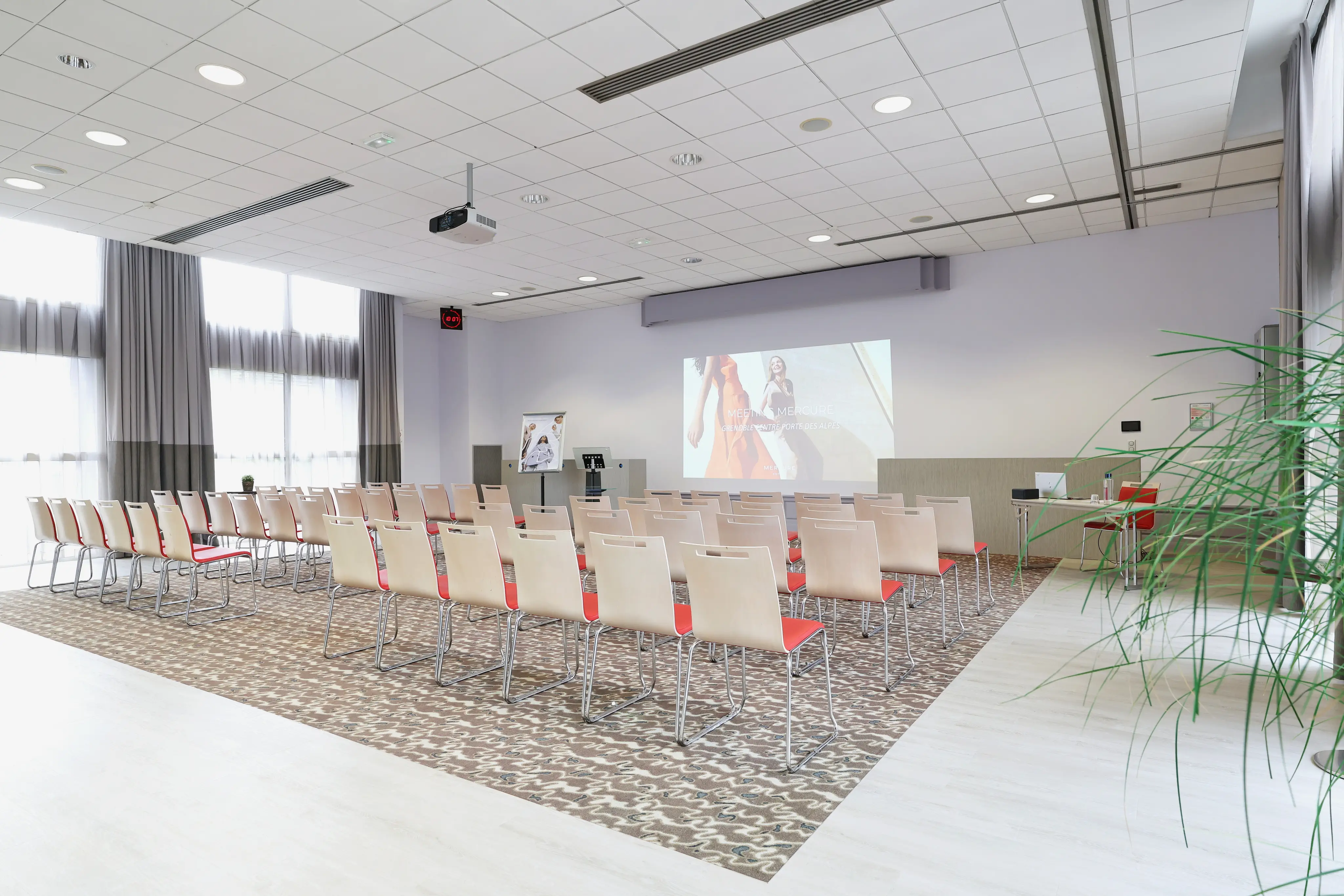Mercure Grenoble Centre Porte des Alpes  3