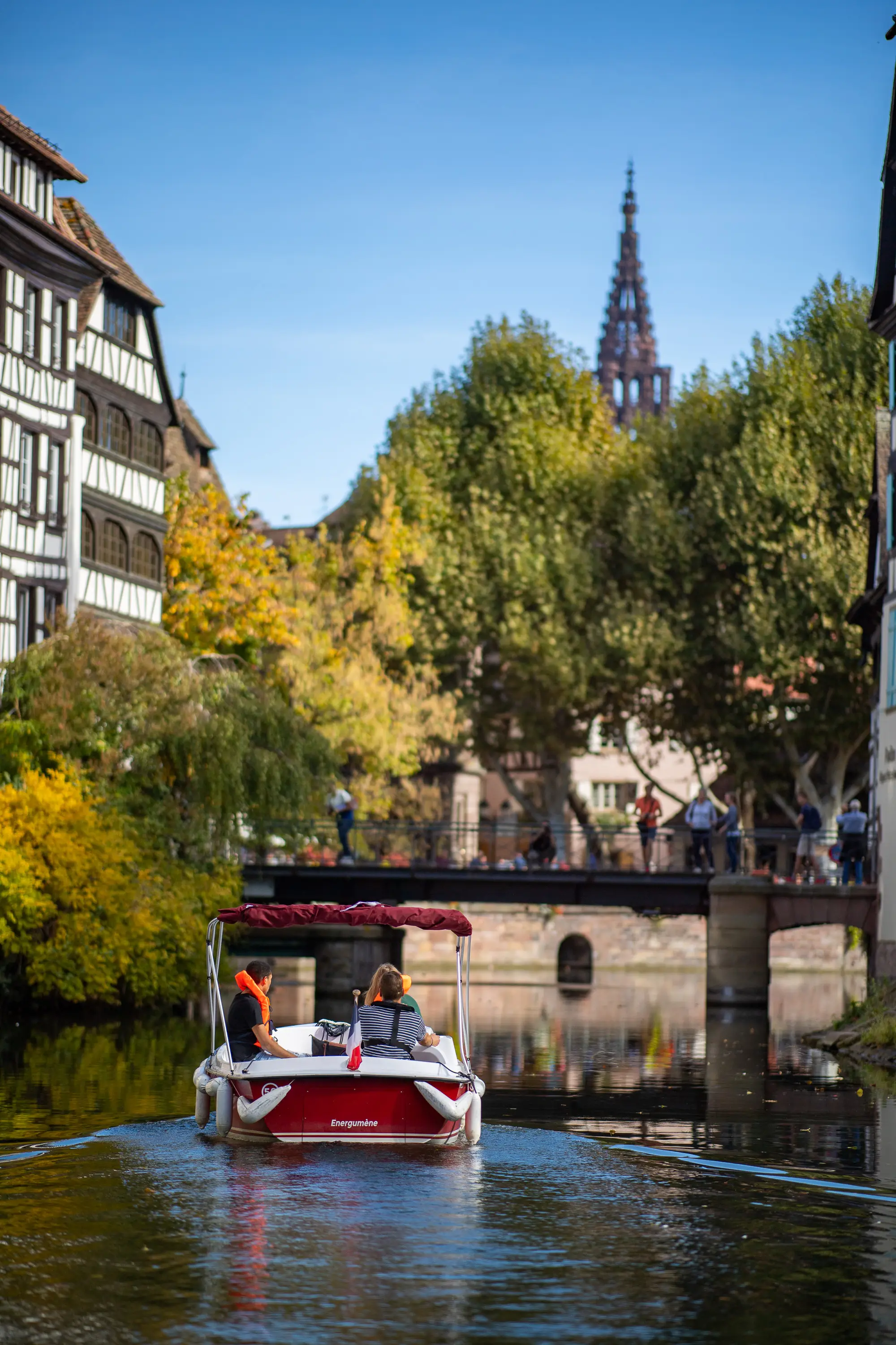 chasse au trésor en bateau électrique sans permis à Strasbourg au cœur de la PetiteFrance 22