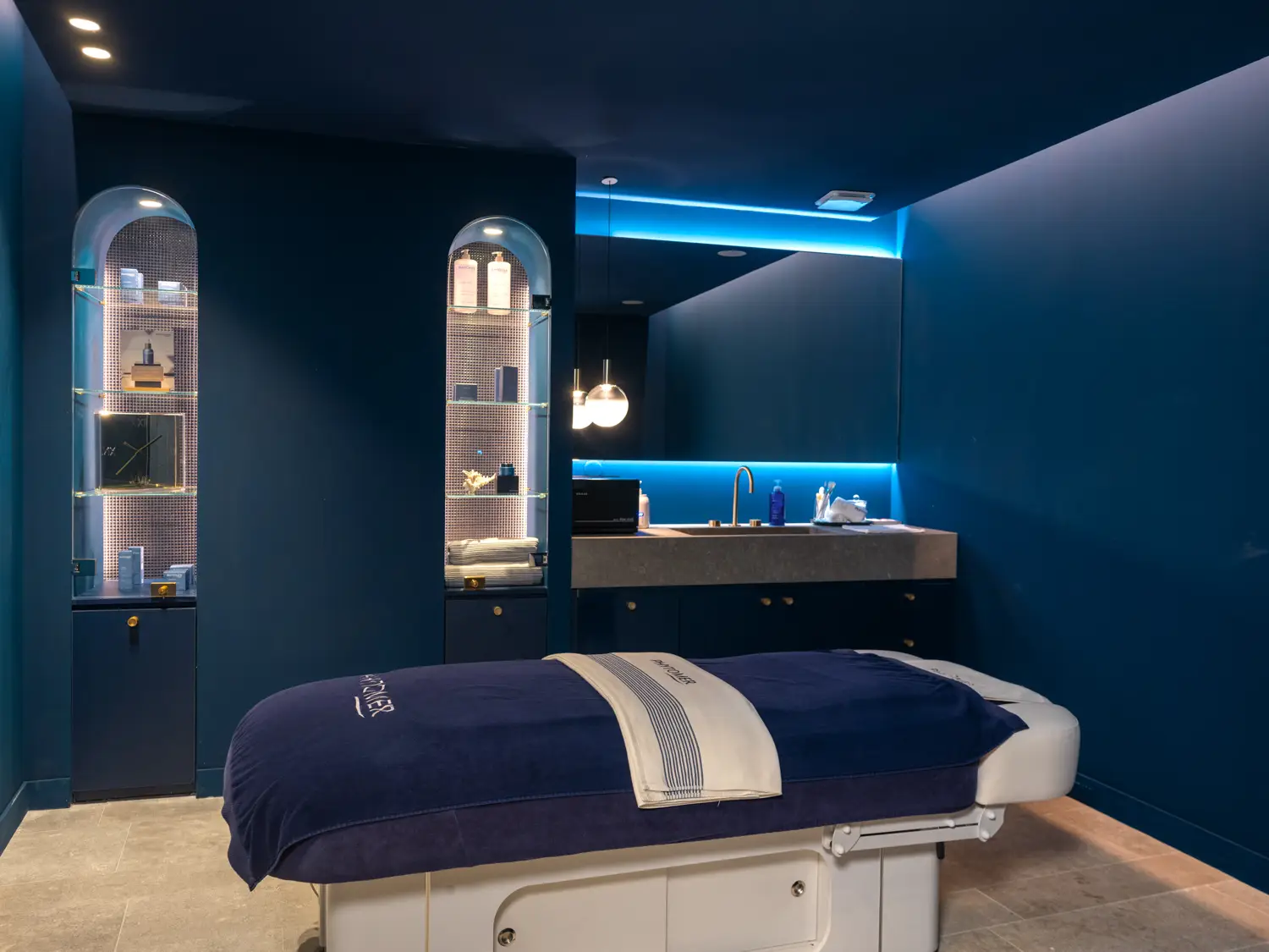 Hôtel Bleu & SPA 25