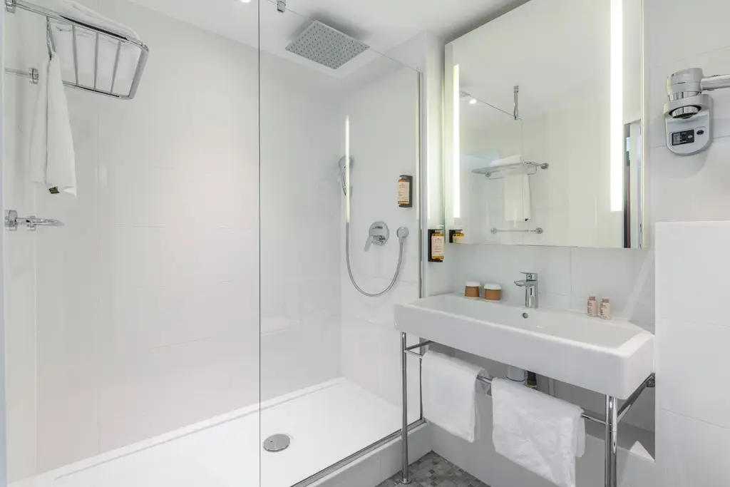Mercure Paris Montparnasse Pasteur 11