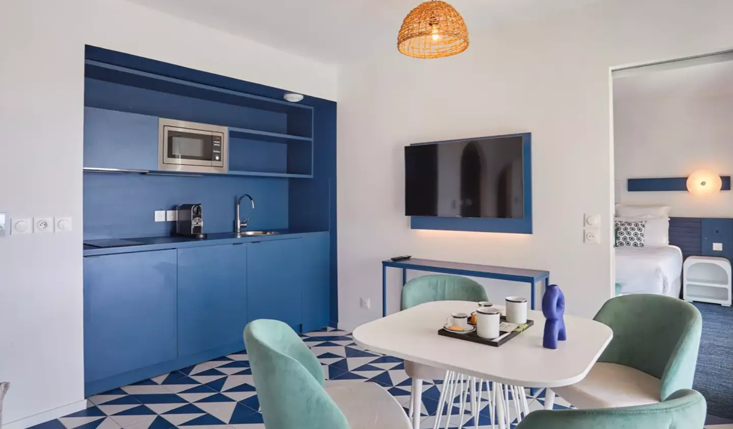 MARSEILLE -Appart'hôtel Euromed 7