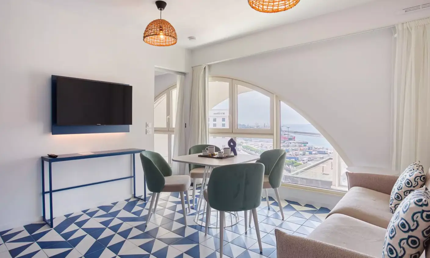 MARSEILLE -Appart'hôtel Euromed 4