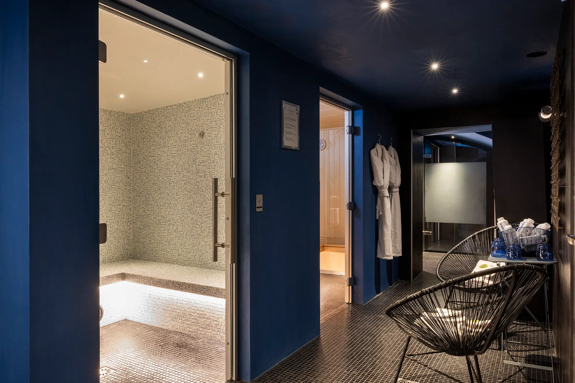 Hôtel Mademoiselle 24