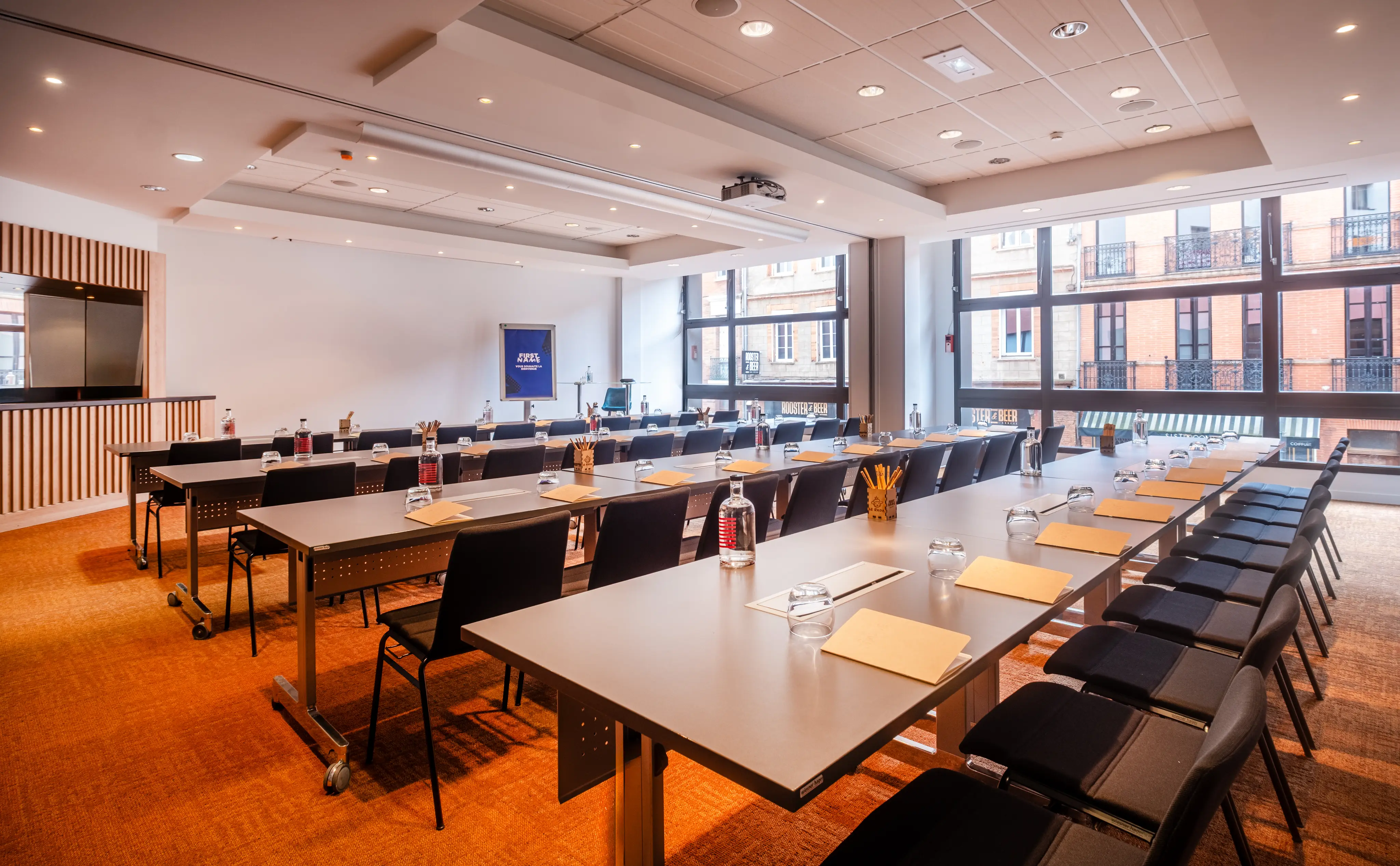 Hôtel FirstName Toulouse JDV by Hyatt 4* 5