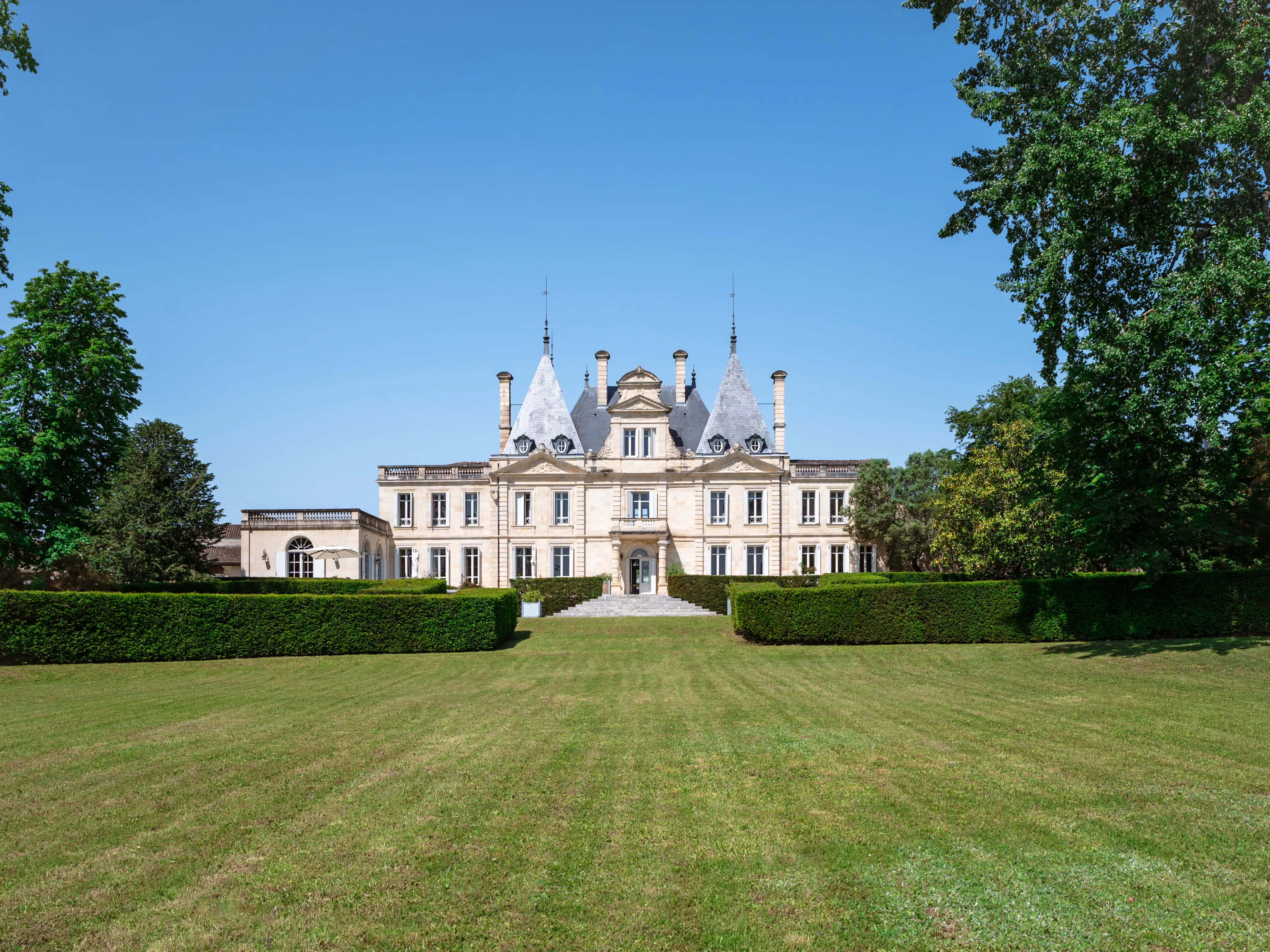Château de Lussac 9
