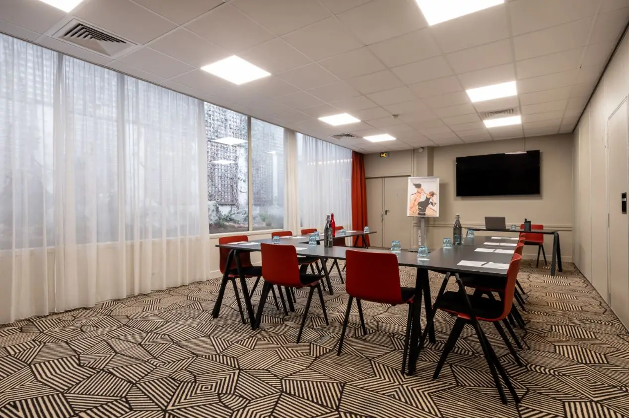 Mercure Grenoble Centre Alpotel 11