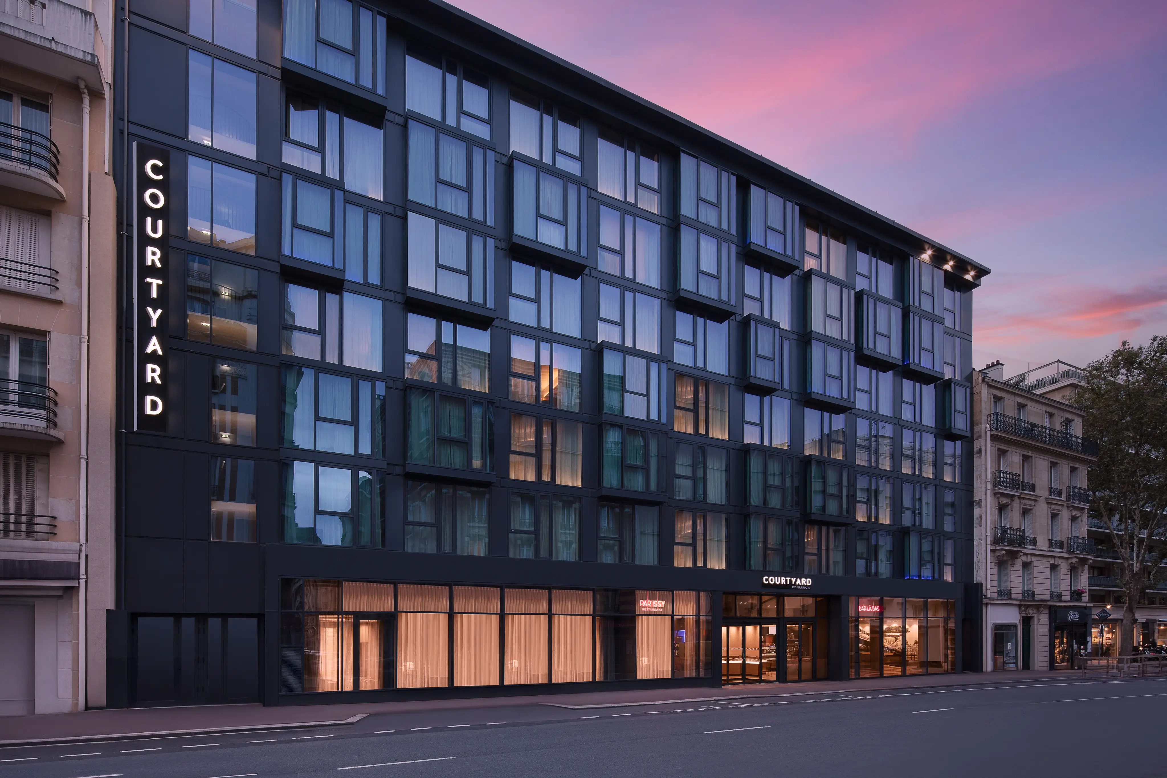 Courtyard by Marriott Paris Porte de Versailles 13