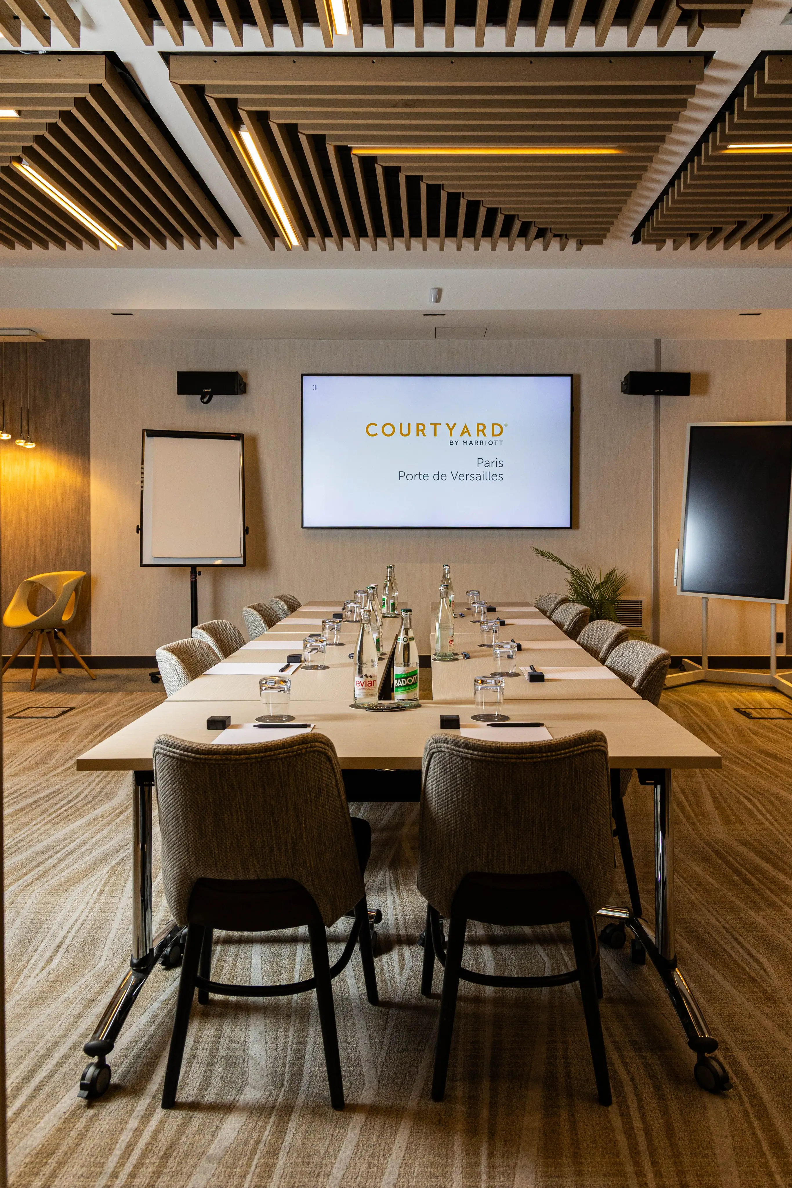 Courtyard by Marriott Paris Porte de Versailles 12