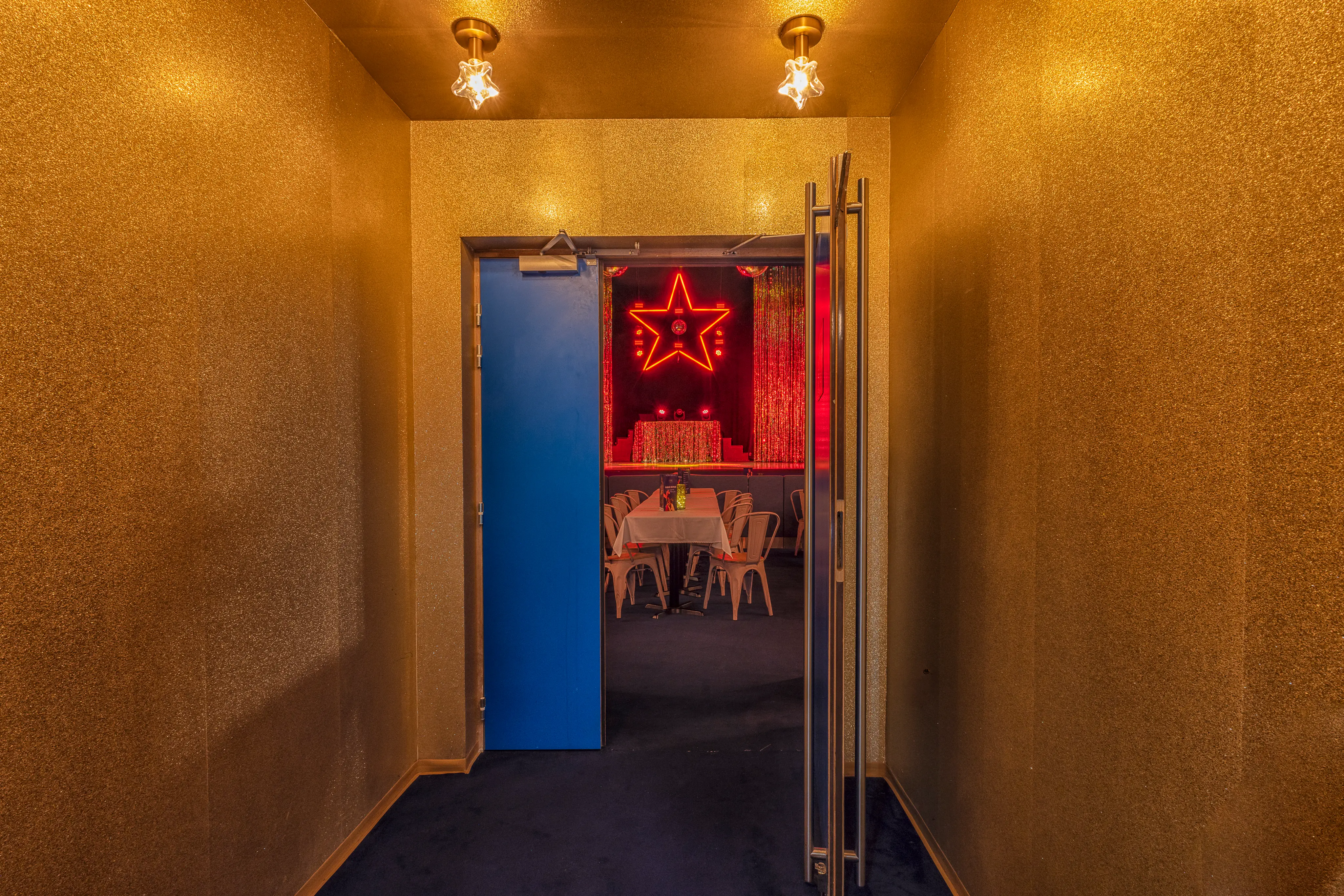 Cabaret-Théâtre L'Étoile Bleue 5