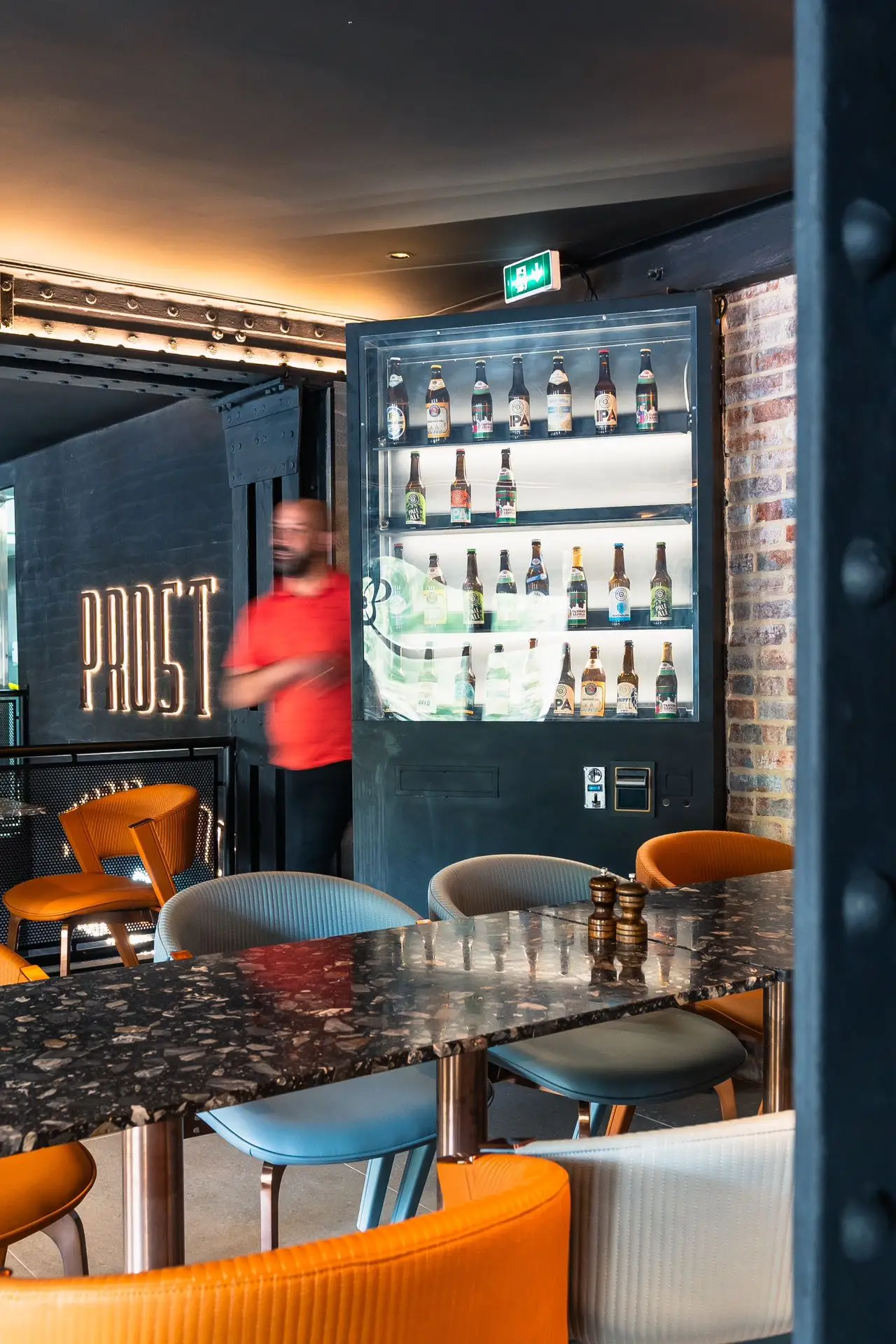 Restaurant Prost & Speakeasy 6
