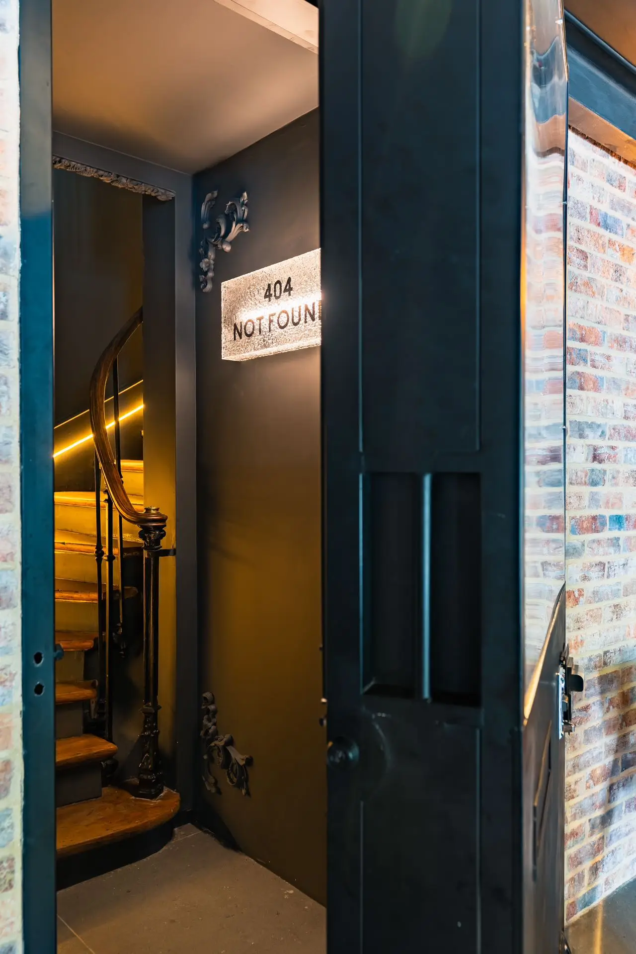 Restaurant Prost & Speakeasy 8