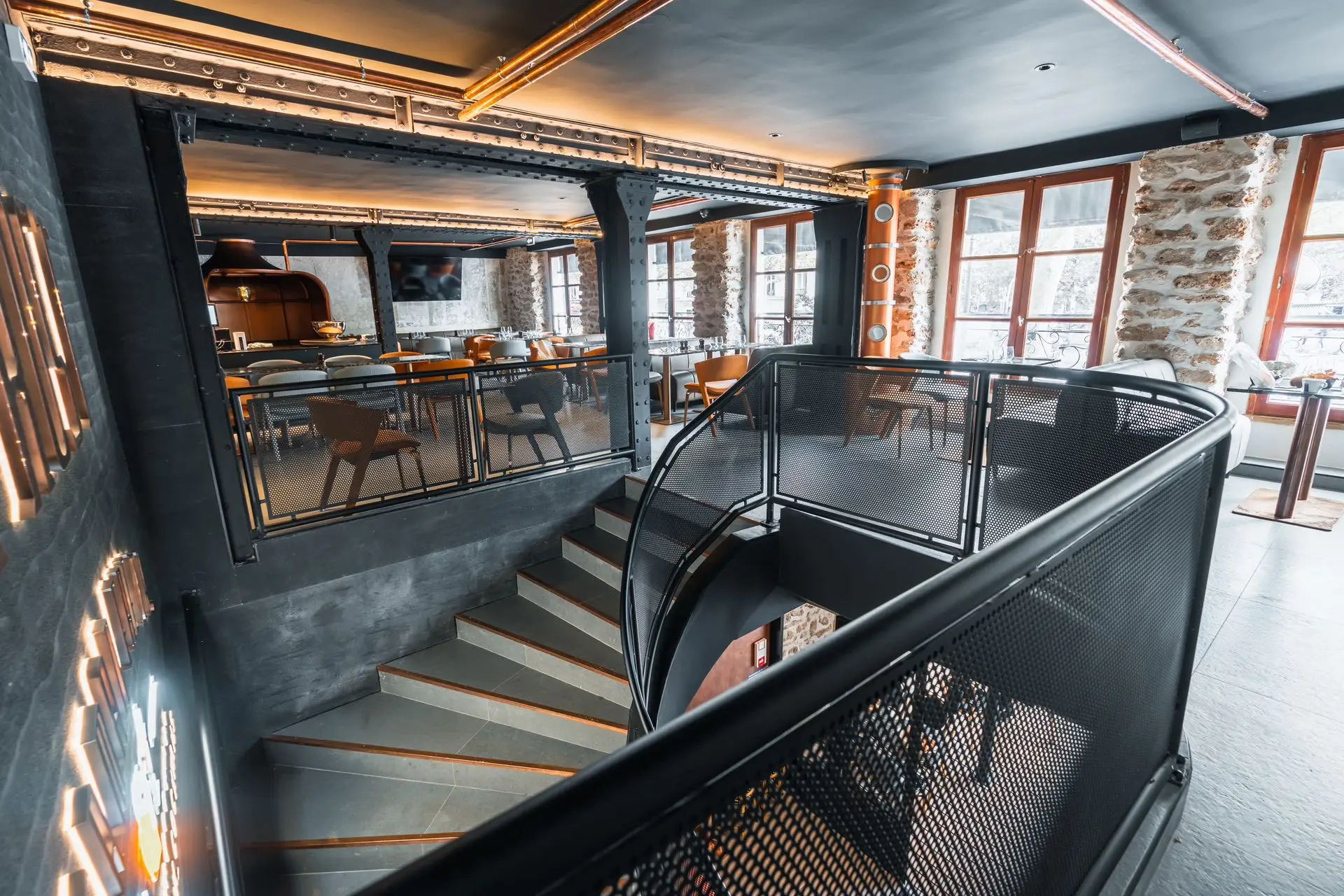 Restaurant Prost & Speakeasy 16