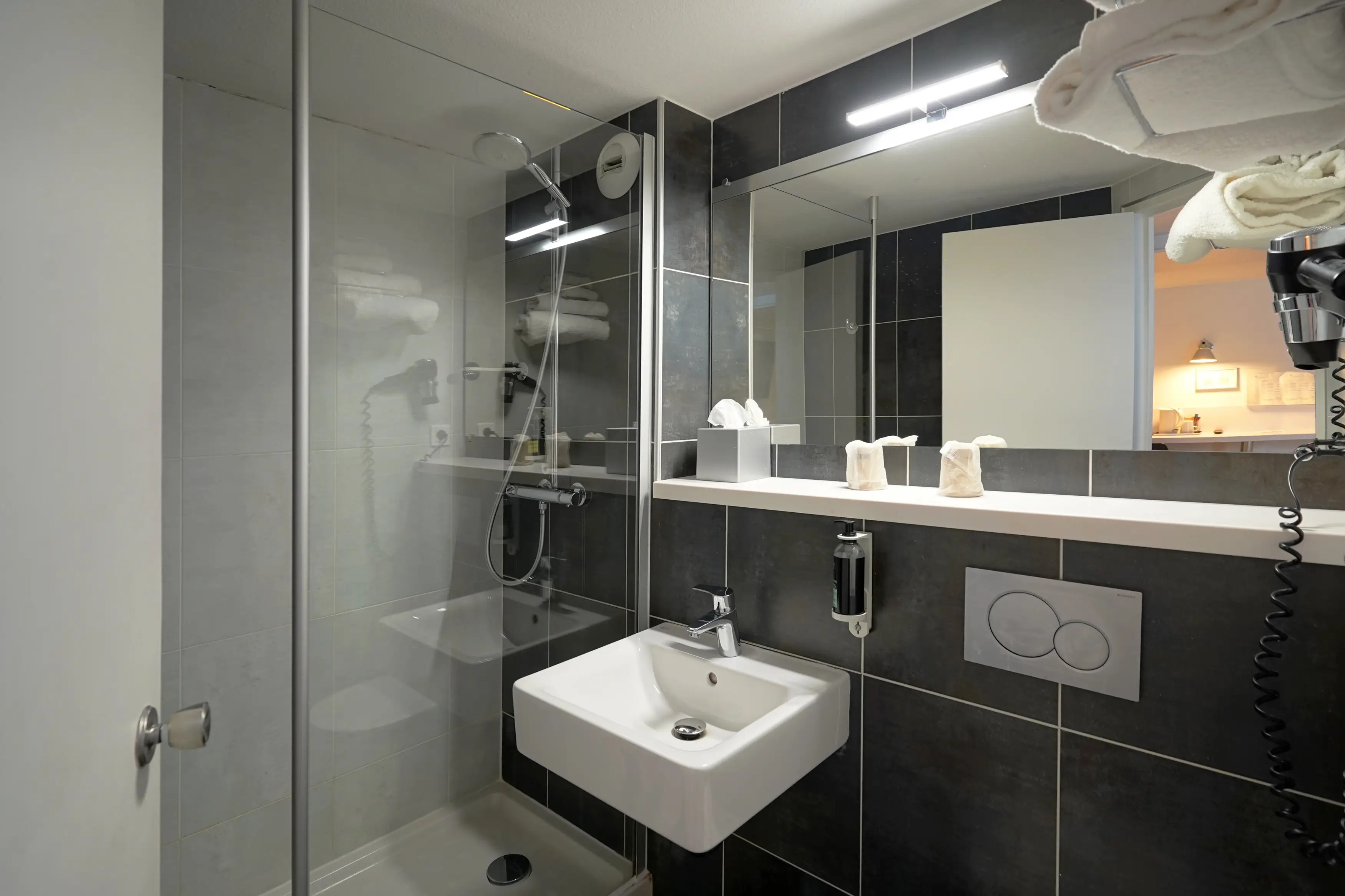 Best Western Hôtel The Wish Versailles 6