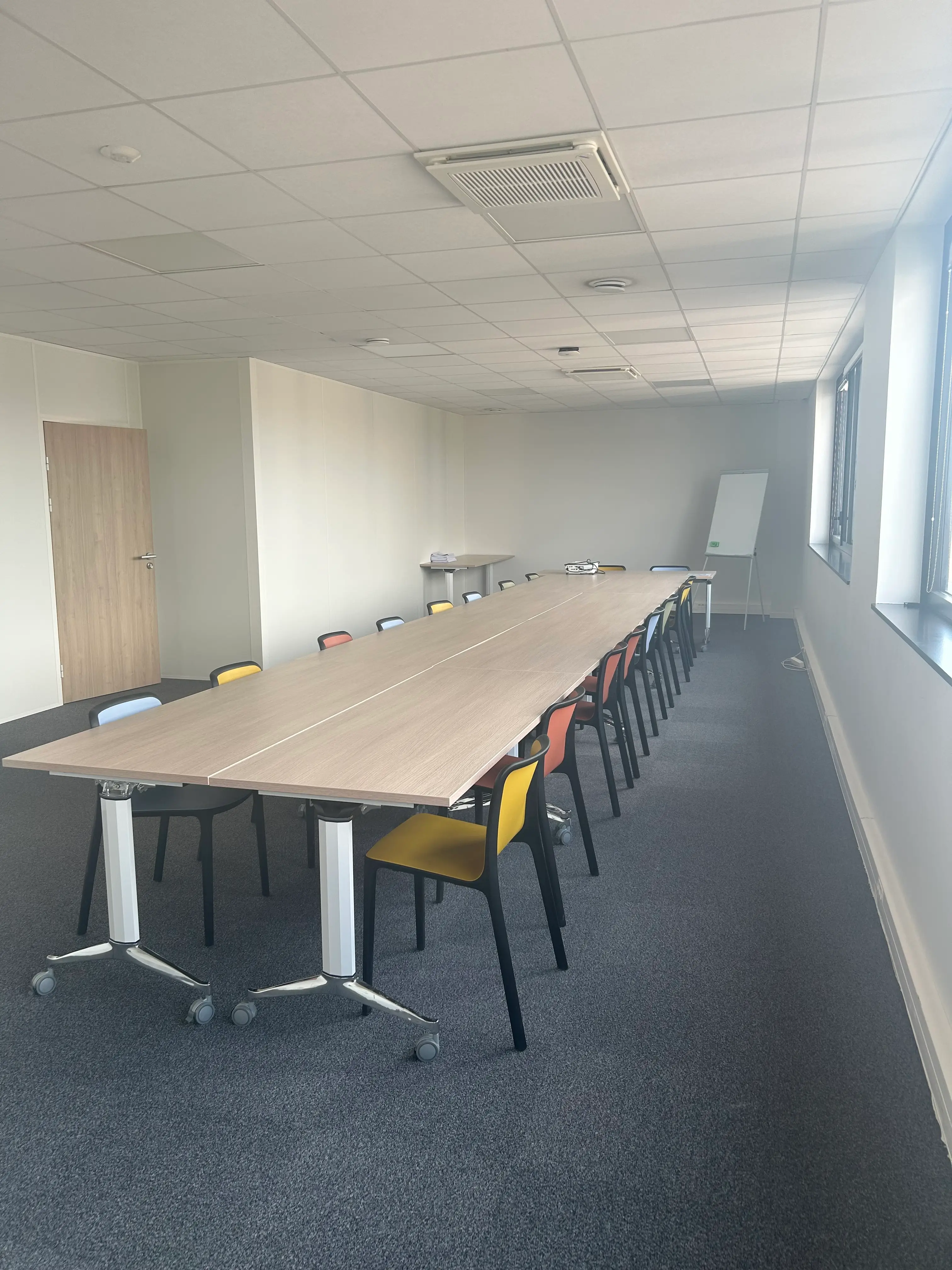 OFFICE STATION METZ 3
