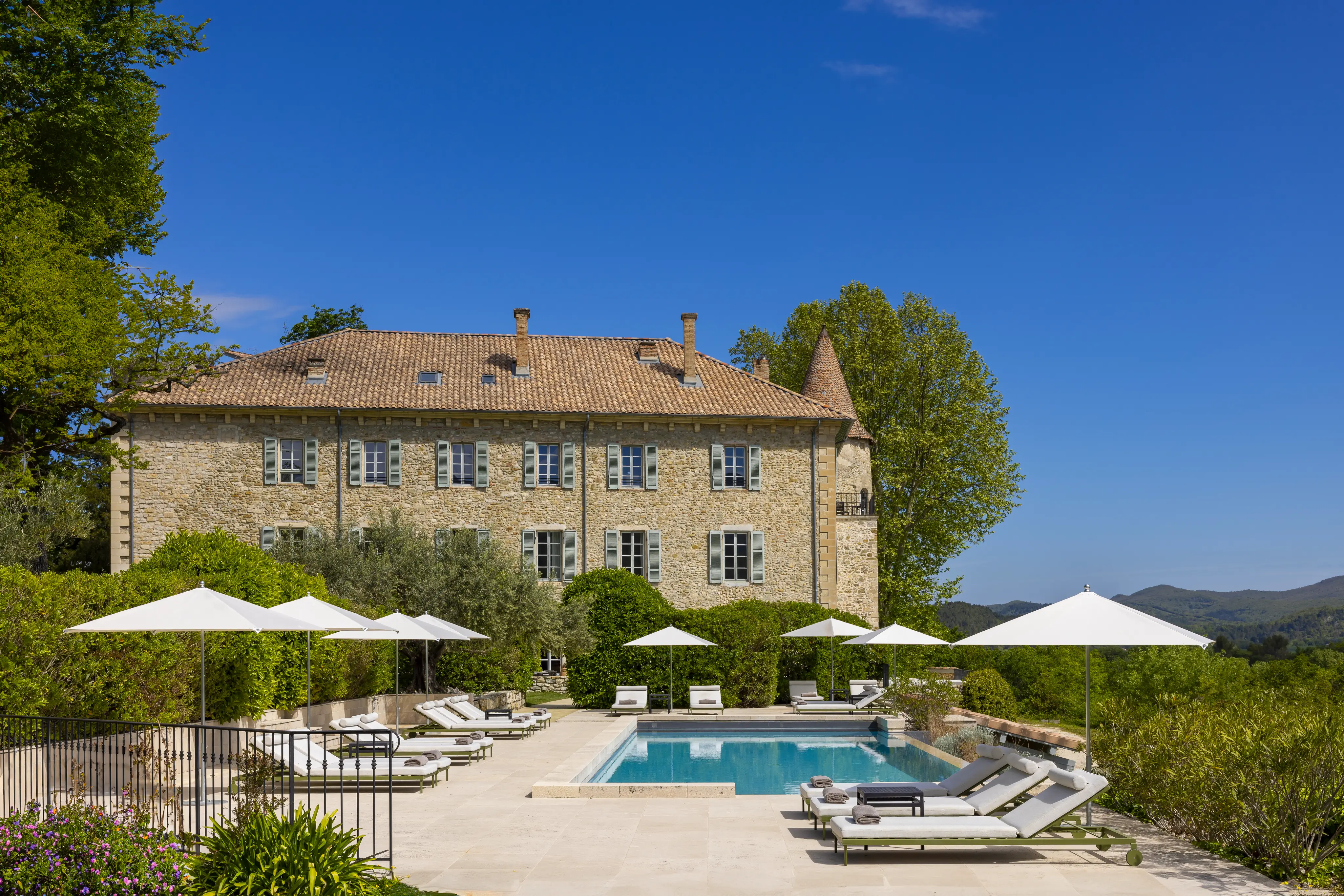 Le Château les oliviers de Salettes 11