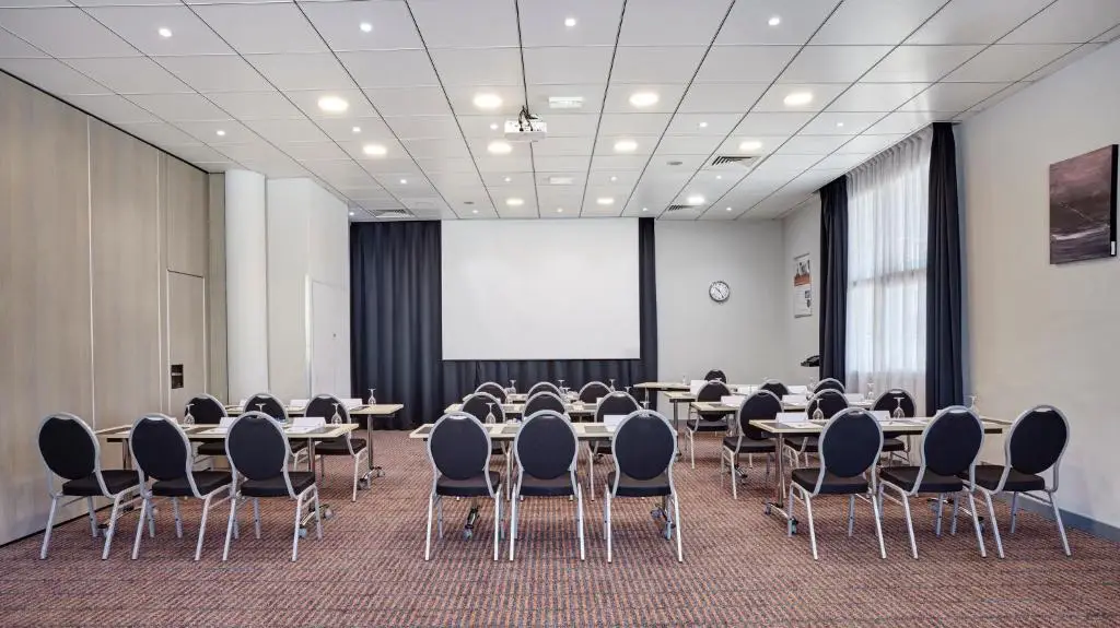 Holiday Inn Toulon City Centre 13