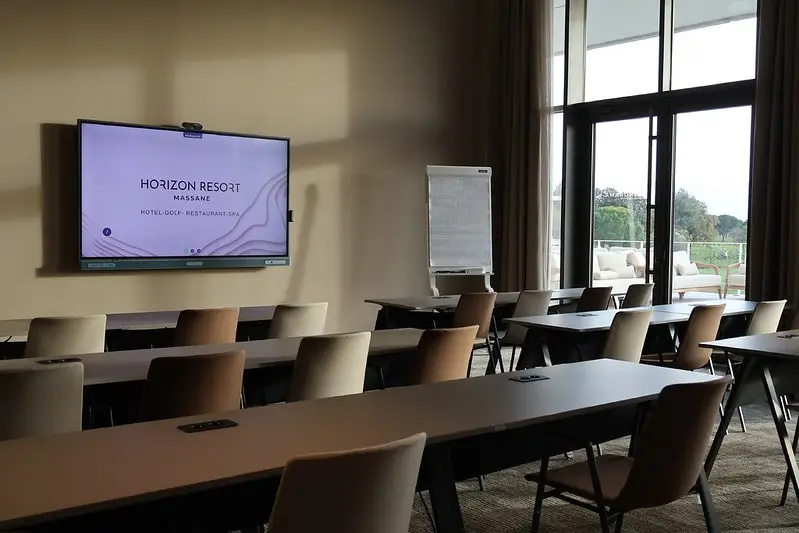 Horizon Resort Massane 9