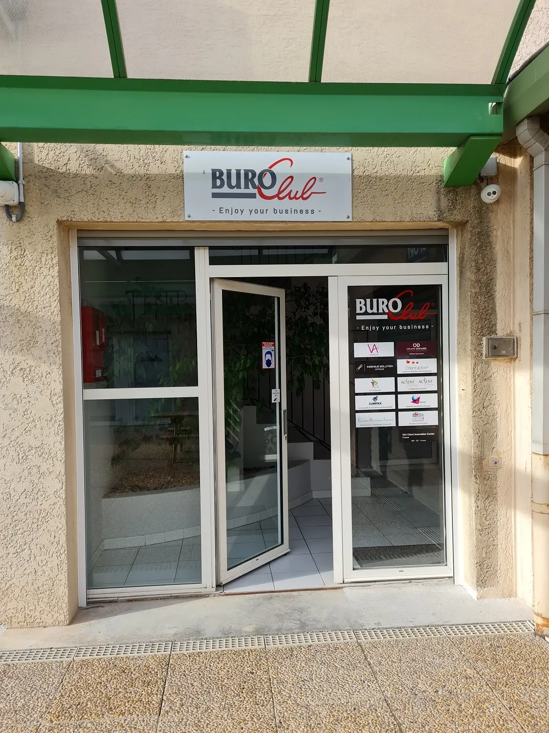 Buro Club Fréjus Puget-sur-Argens 2