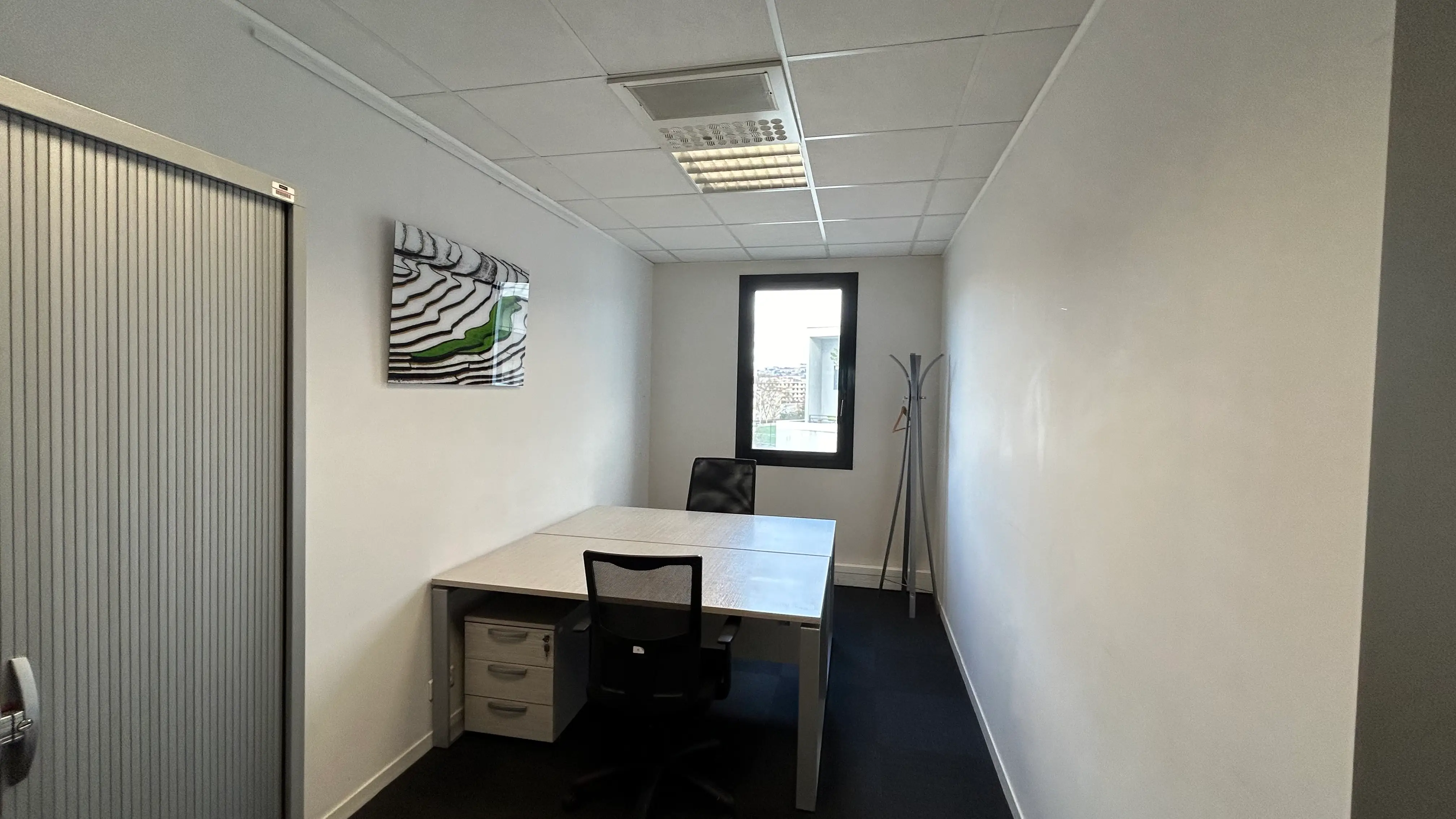 Bureau 410 3
