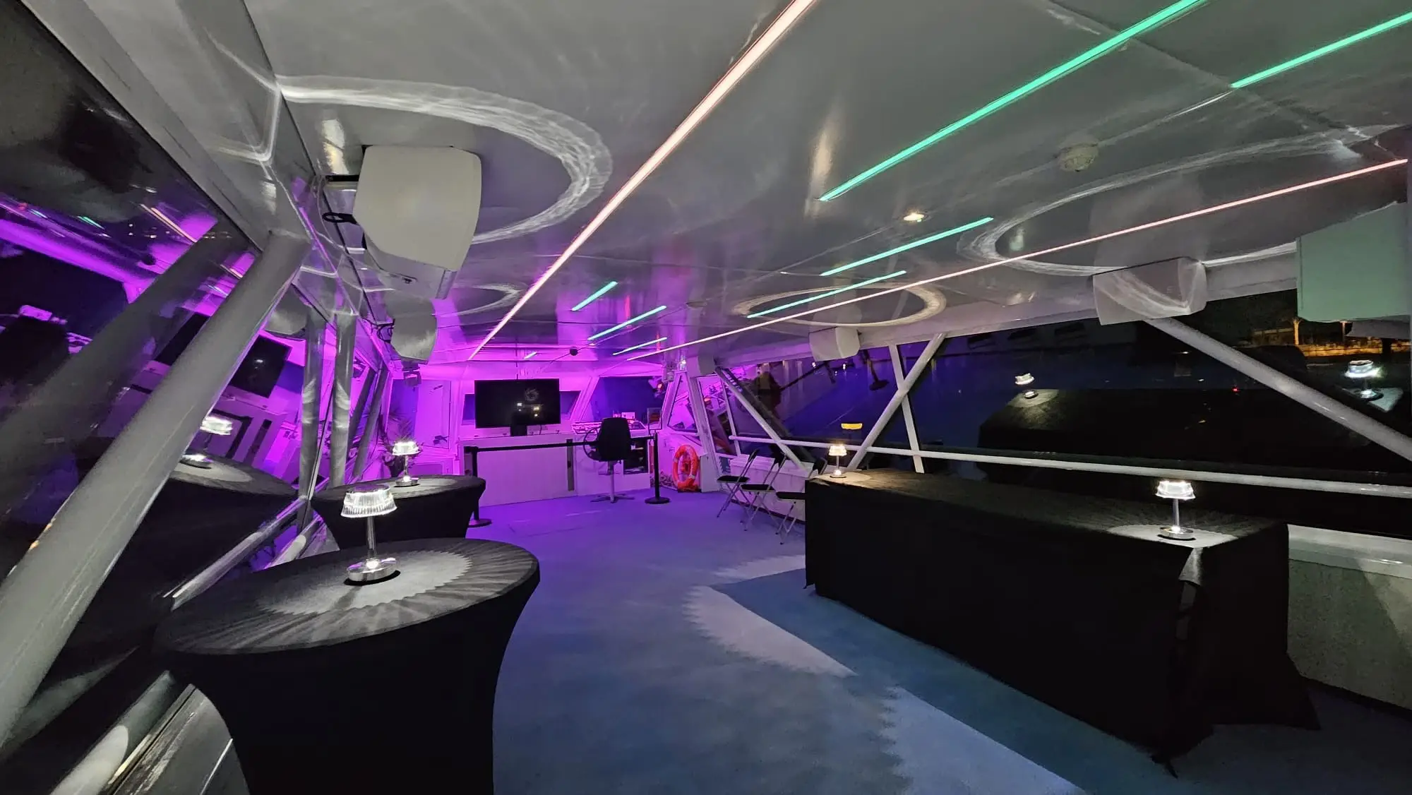 Les Yachts de Lyon 25