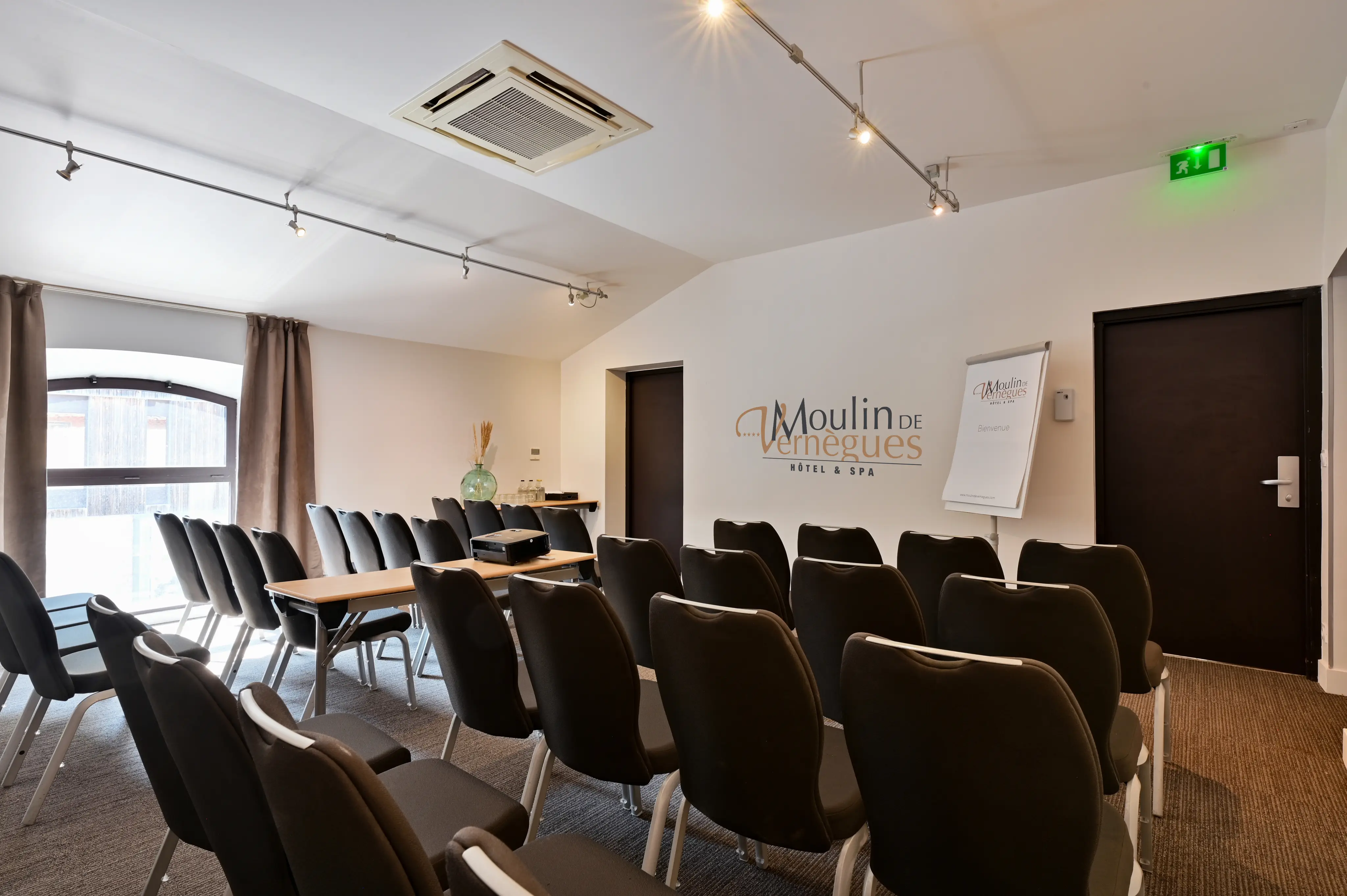 Moulin de Vernègues Hôtel & Spa**** 21