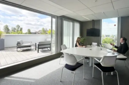 OSKO Hôtel Toulouse Aéroport 10