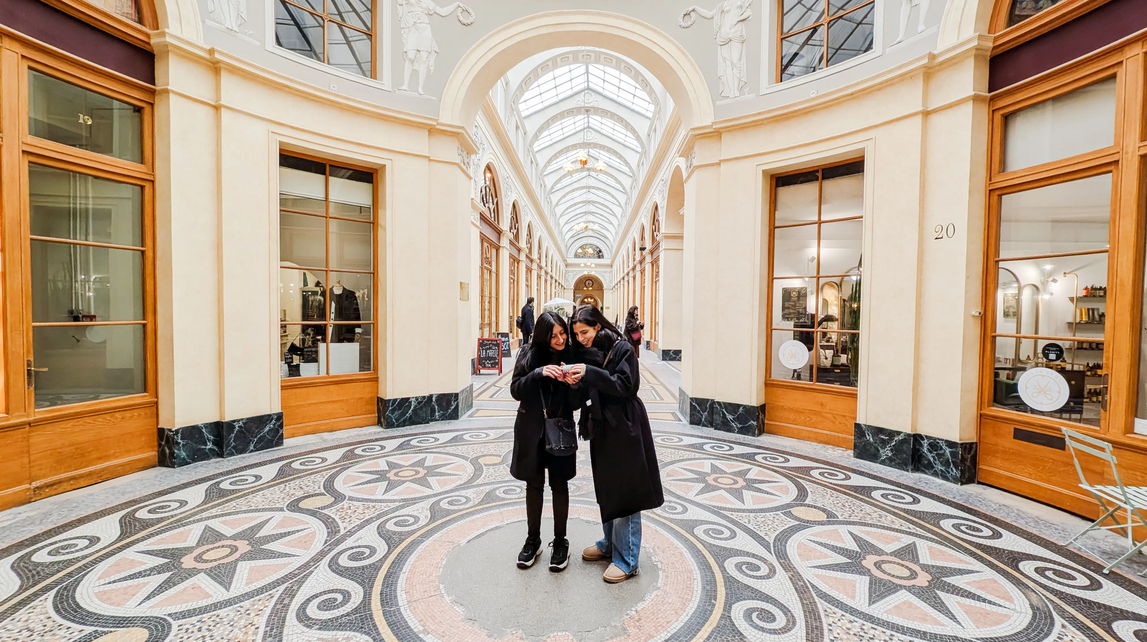 Cluedo dans les passages couverts 7