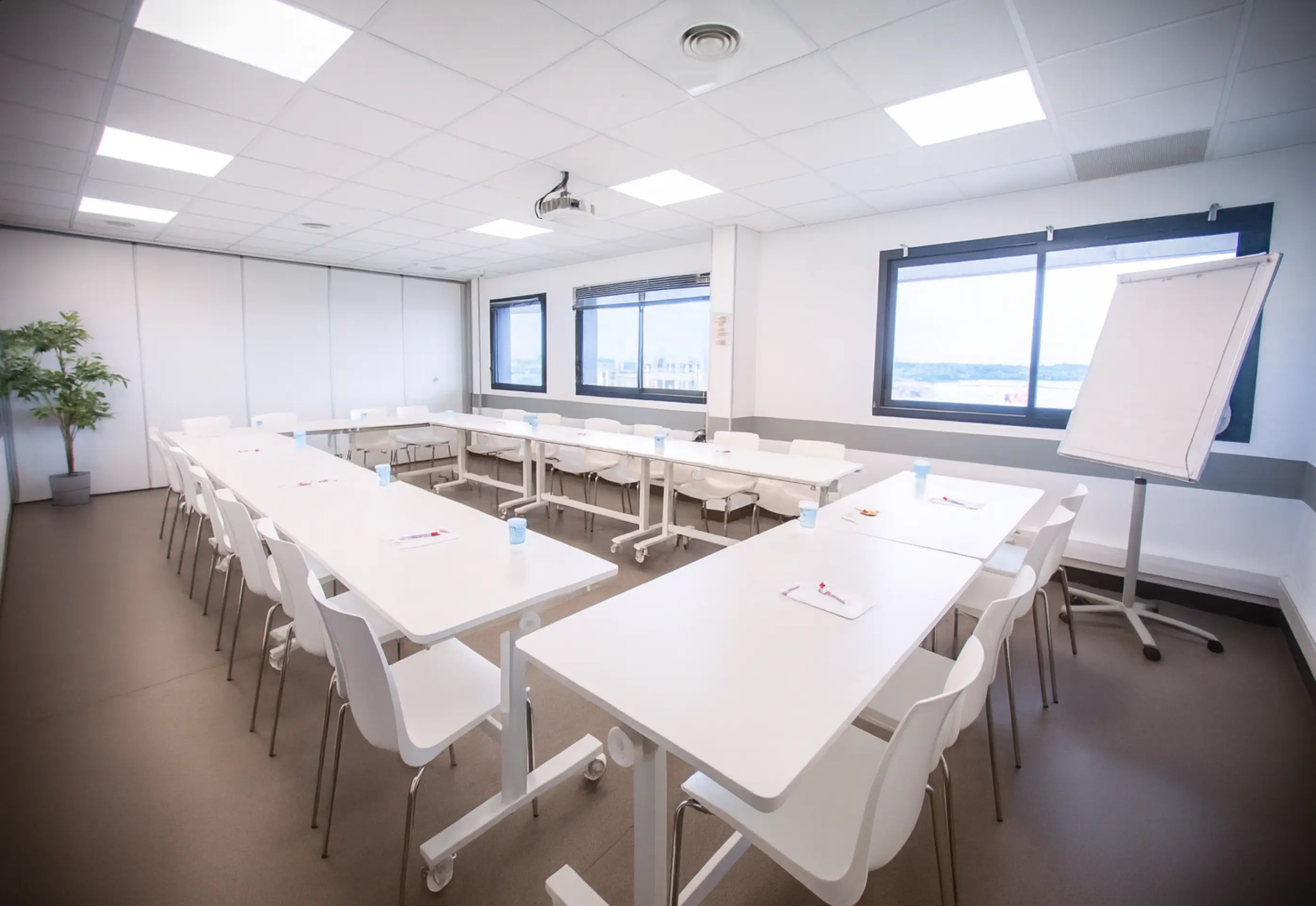 Espace Entreprise Garosud 18