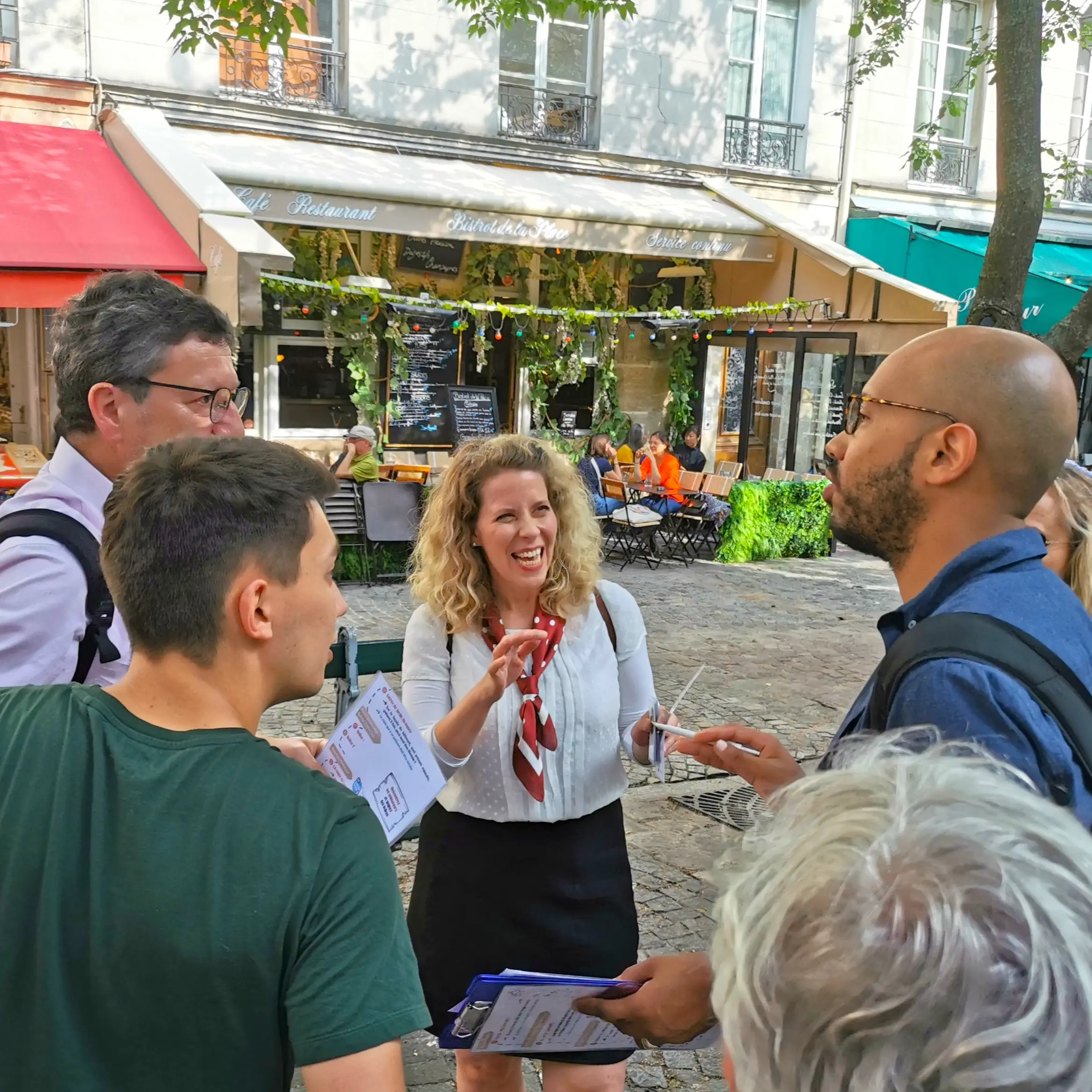Enquête de police dans le Marais 4