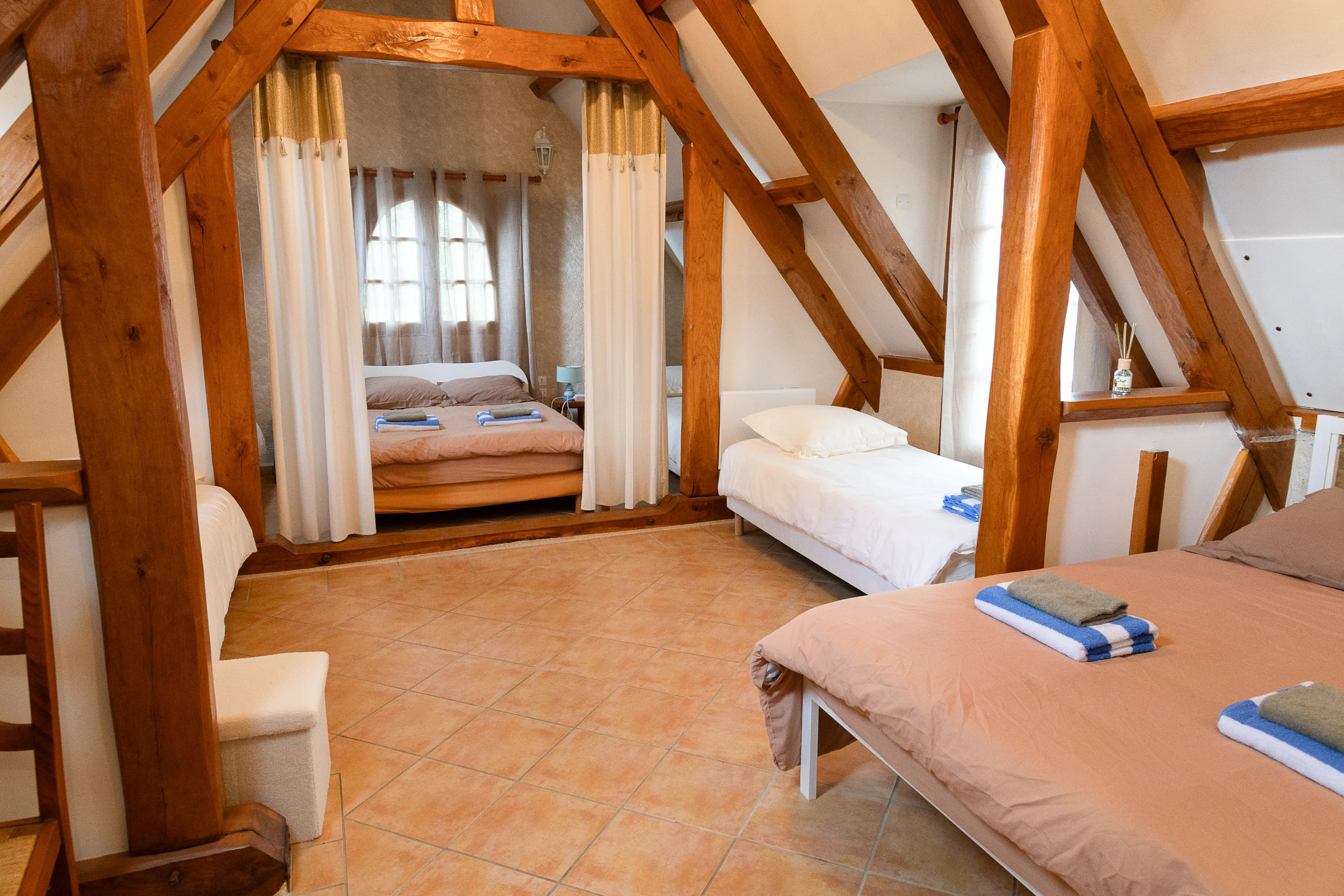 Le Domaine des Déesses, Rooftop, Parс, 80 pers. 10