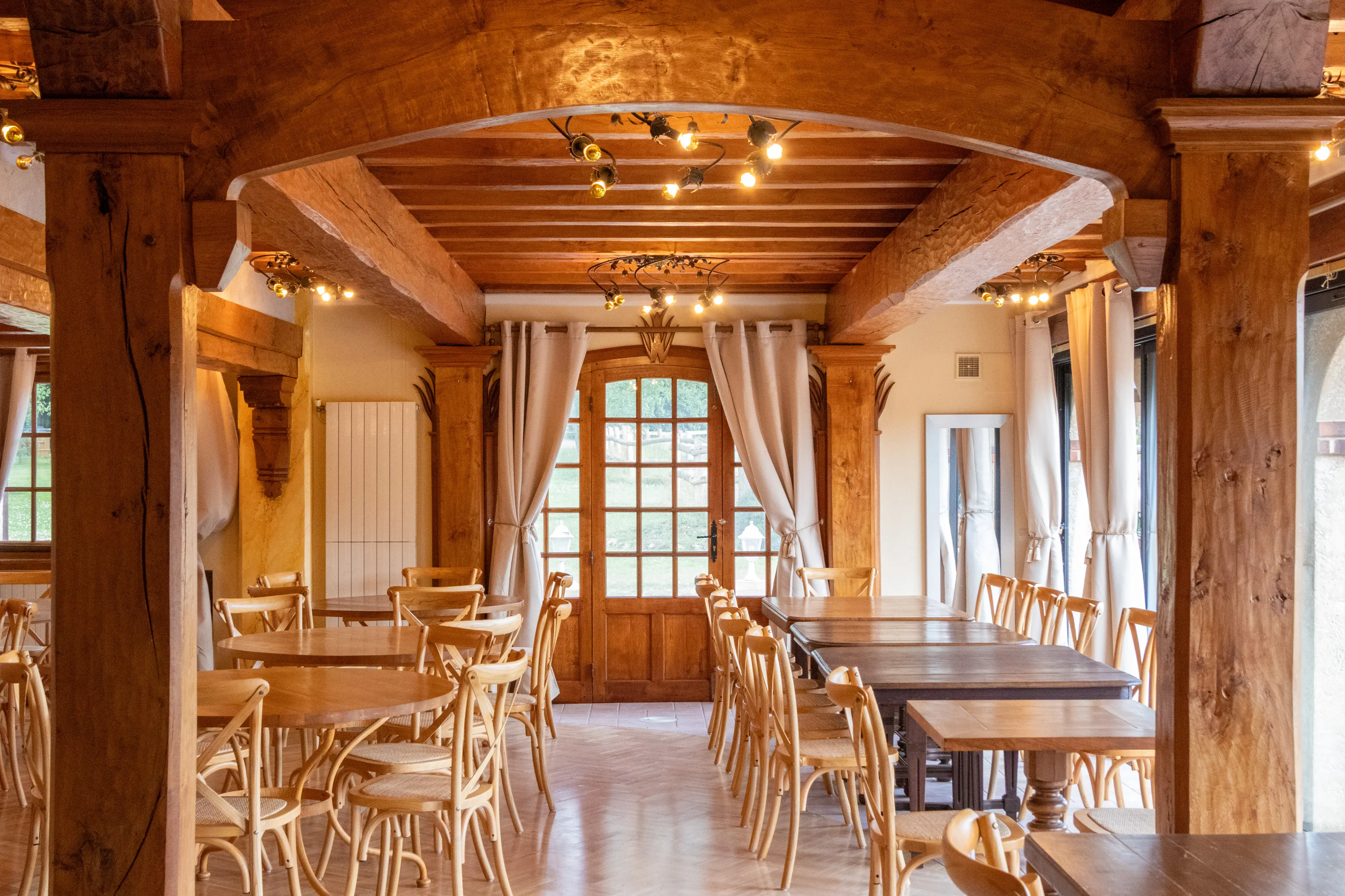 Le Domaine des Déesses, Rooftop, Parс, 80 pers. 22