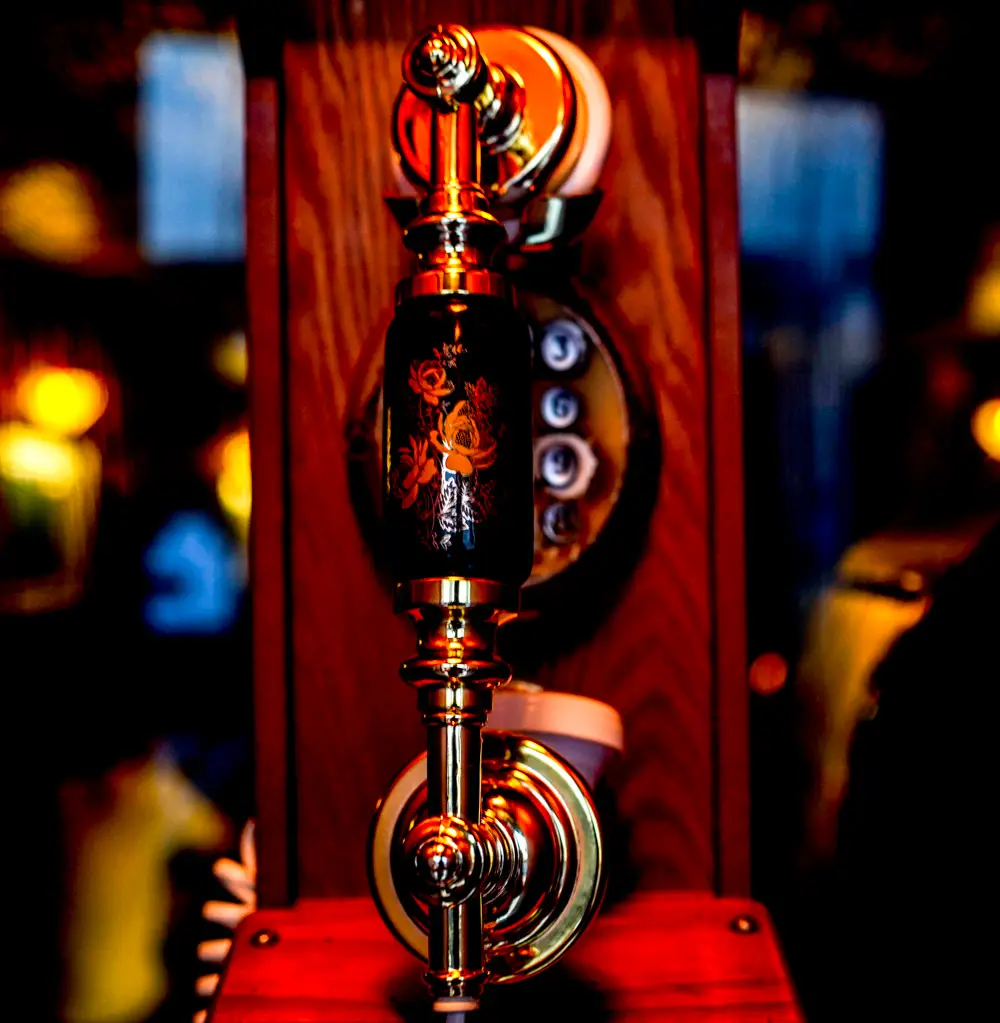 Mobster bar 8