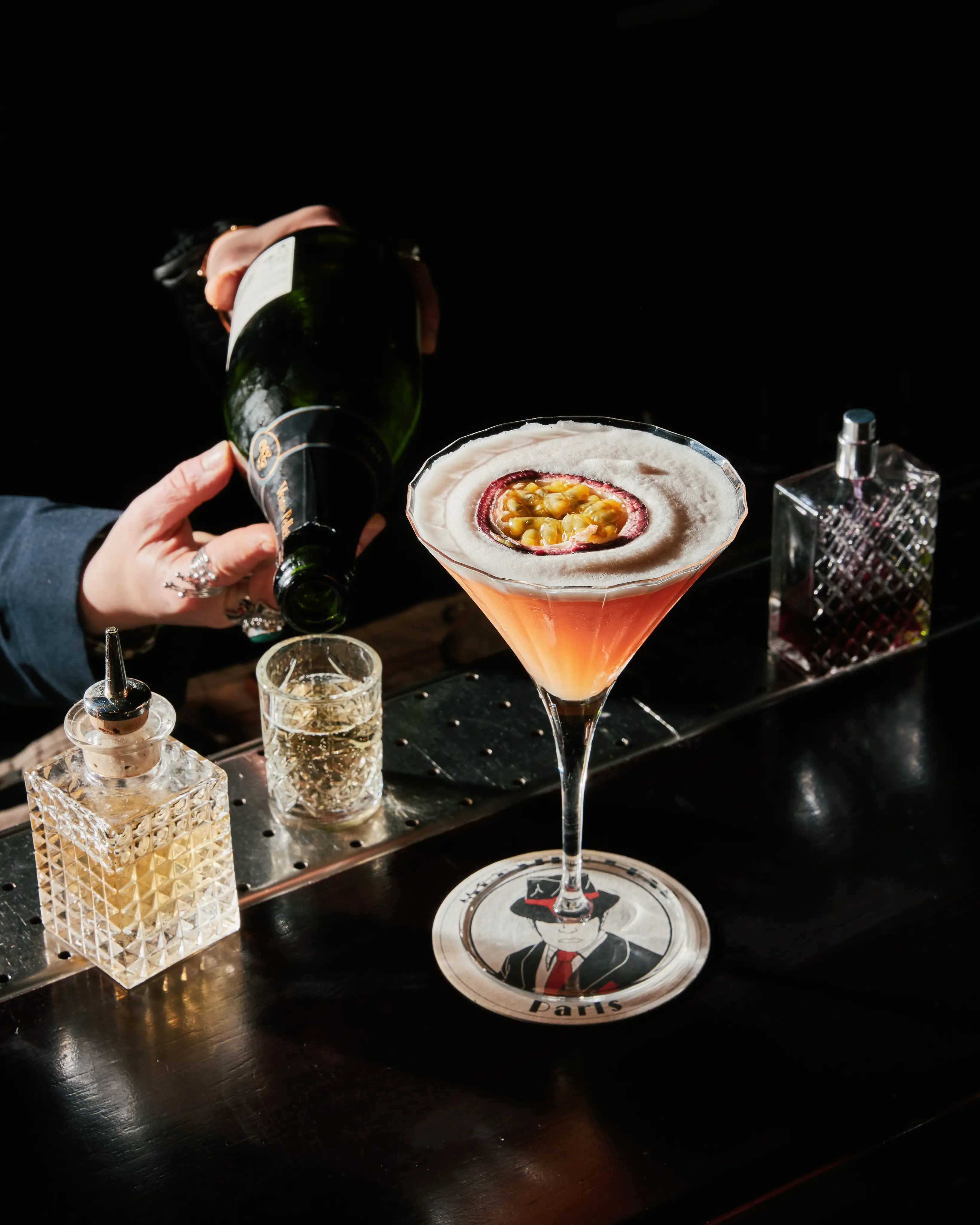 Mobster bar 13